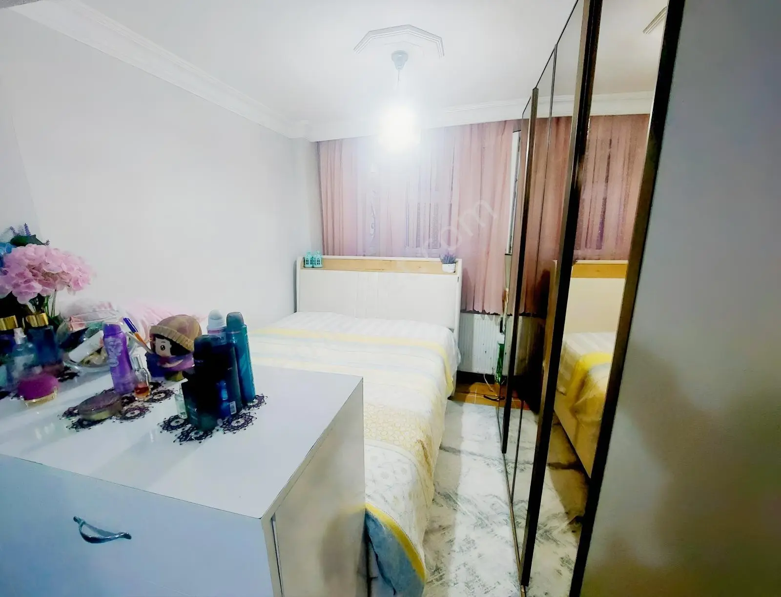 Köprü Emlak'tan Satılık 1+1 Masrafsız Giriş Altı Daire — fotoğraf 25