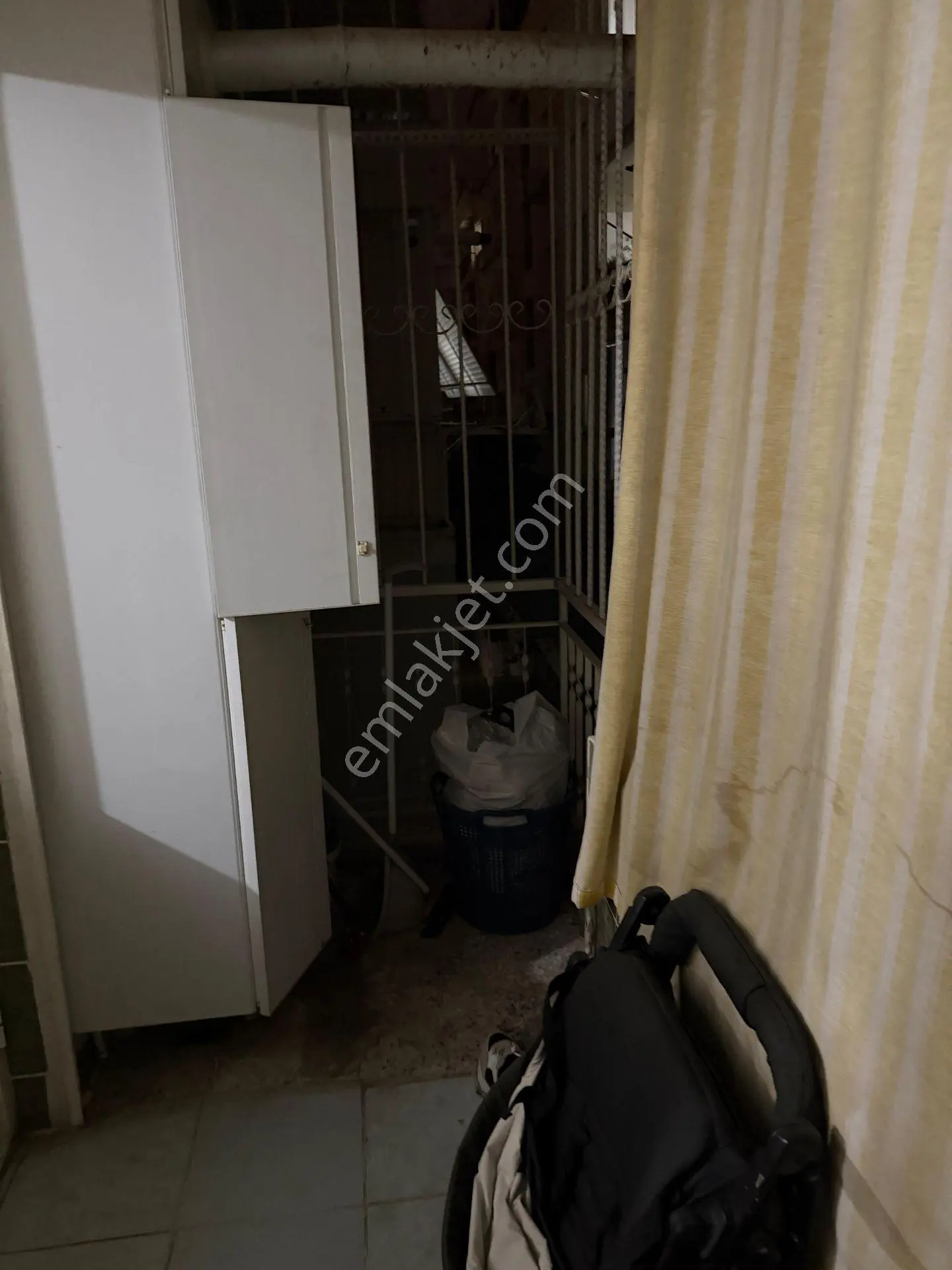 Mutlu Mahallesi 3+1 120m2 4 Katlının 2 Katı Özelikli Petek Kombili Çift Cephe Karanlık Yok Balkon — fotoğraf 19