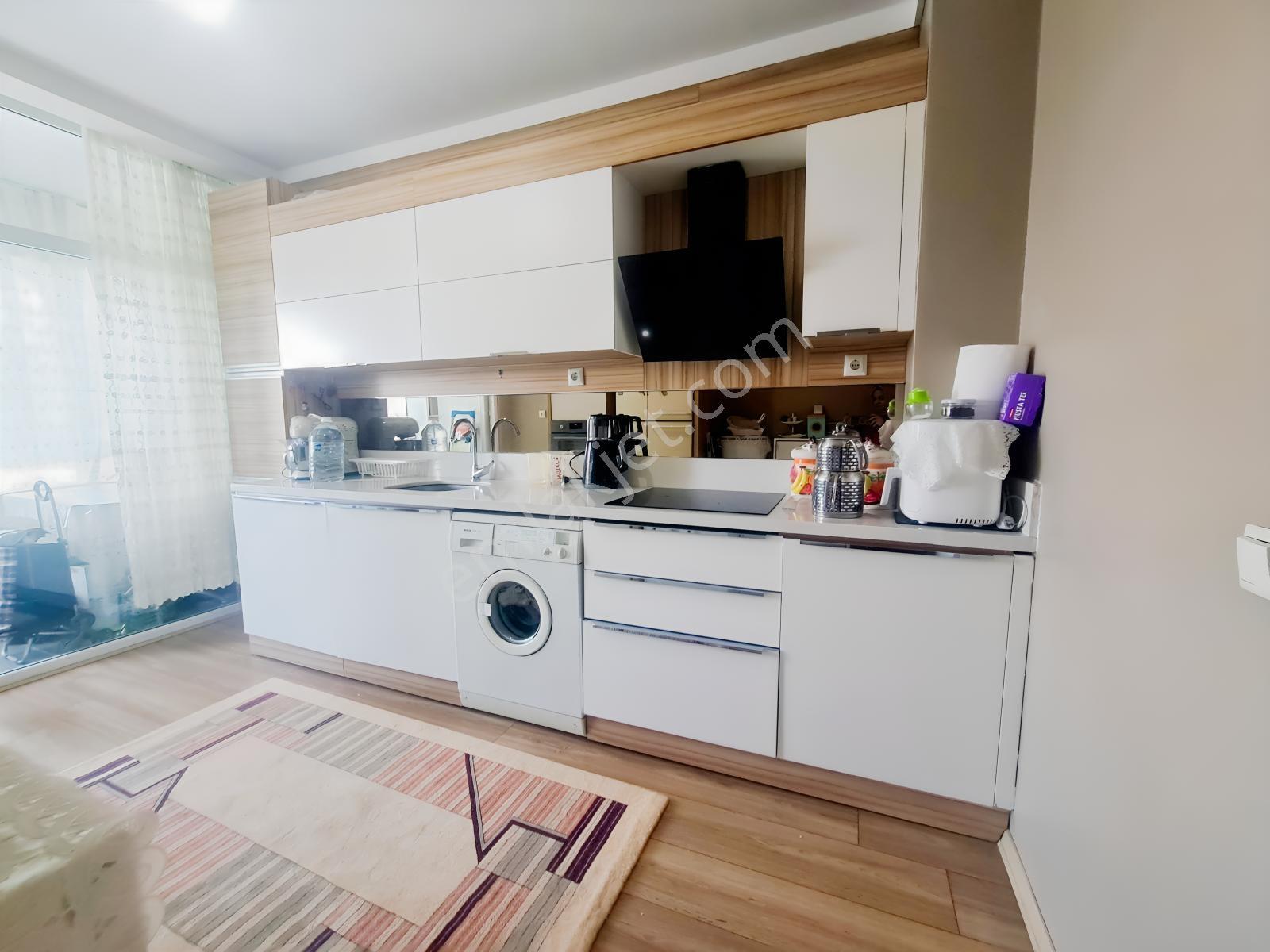 Yeşilova Mh Kapalı Mutfaklı Cadde Üzeri Lüx Ve Geniş 2+1 Daire — fotoğraf 21