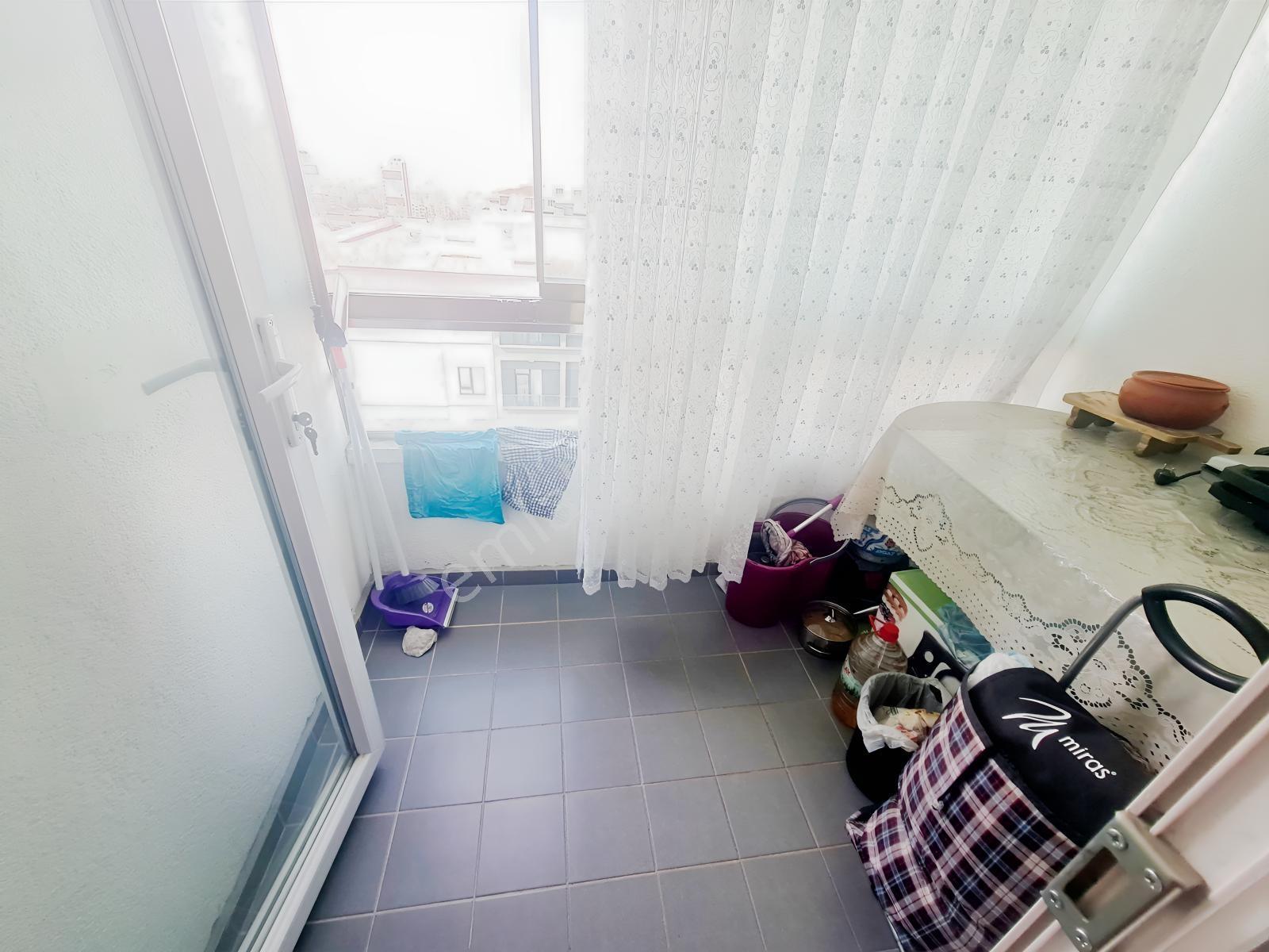 Yeşilova Mh Kapalı Mutfaklı Cadde Üzeri Lüx Ve Geniş 2+1 Daire — fotoğraf 23
