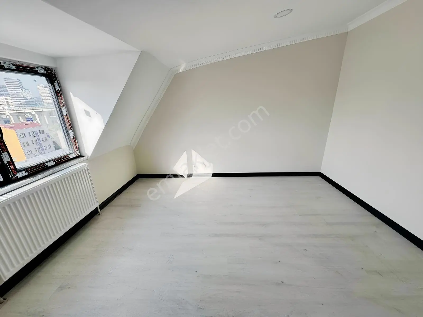 Bayrampaşa'da Teraslı Satılık 3+1 Sıfır Daire — fotoğraf 4