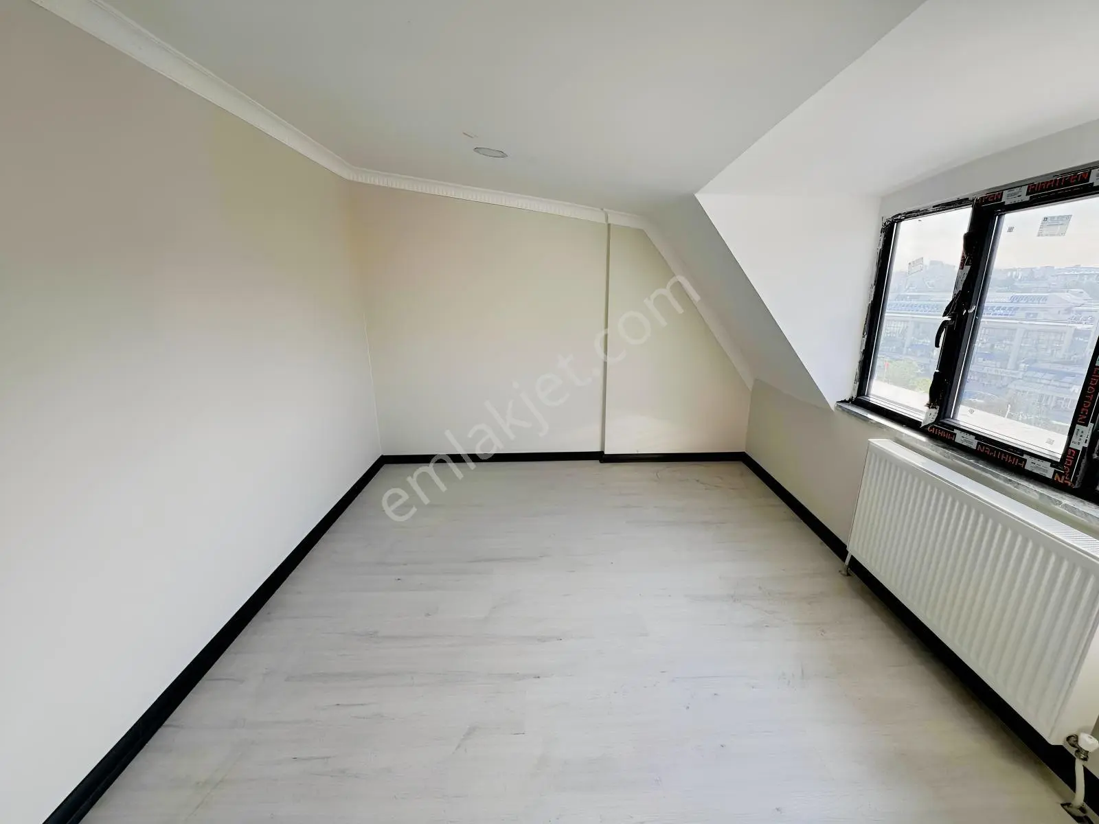 Bayrampaşa'da Teraslı Satılık 3+1 Sıfır Daire — fotoğraf 7