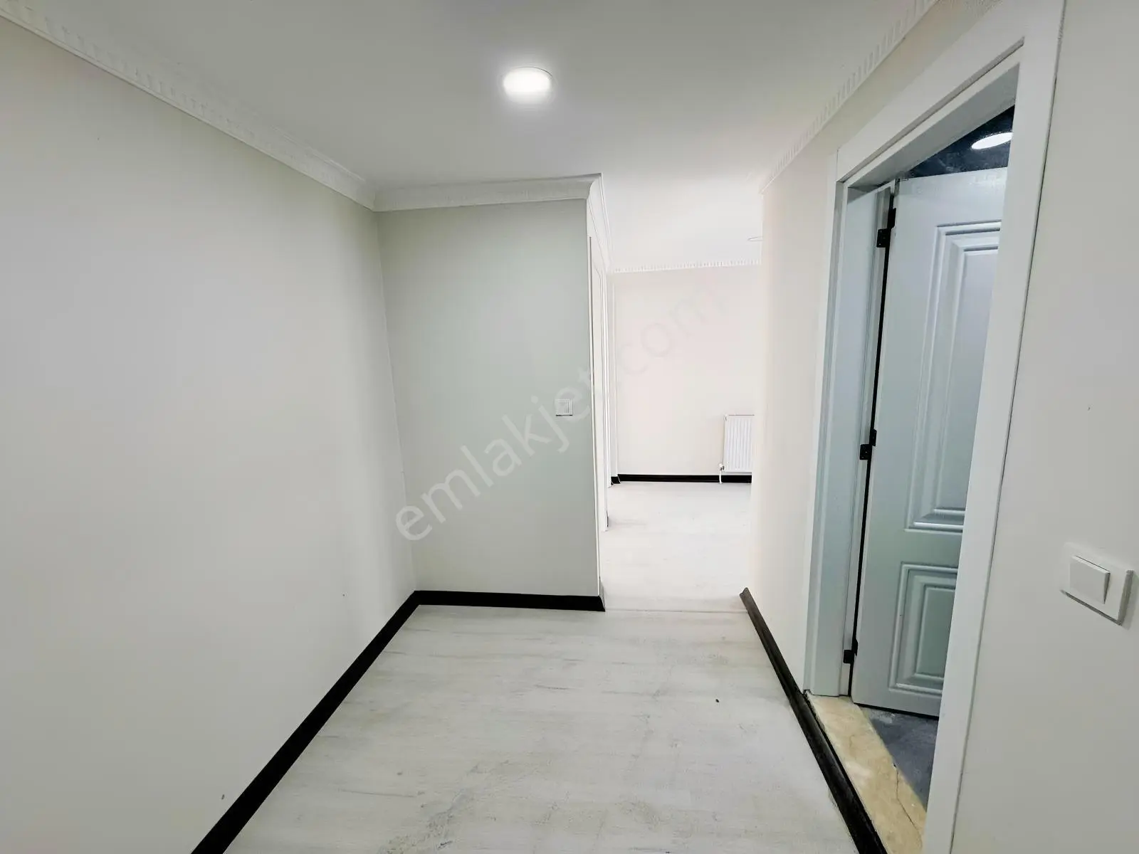 Bayrampaşa'da Teraslı Satılık 3+1 Sıfır Daire — fotoğraf 13