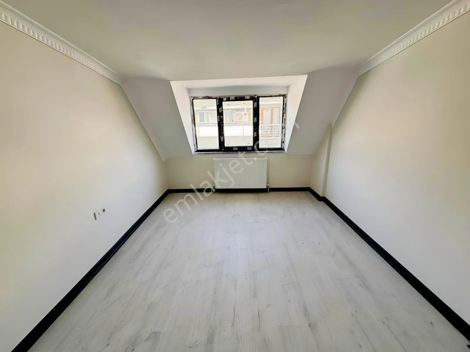 Bayrampaşa'da Teraslı Satılık 3+1 Sıfır Daire — fotoğraf 17
