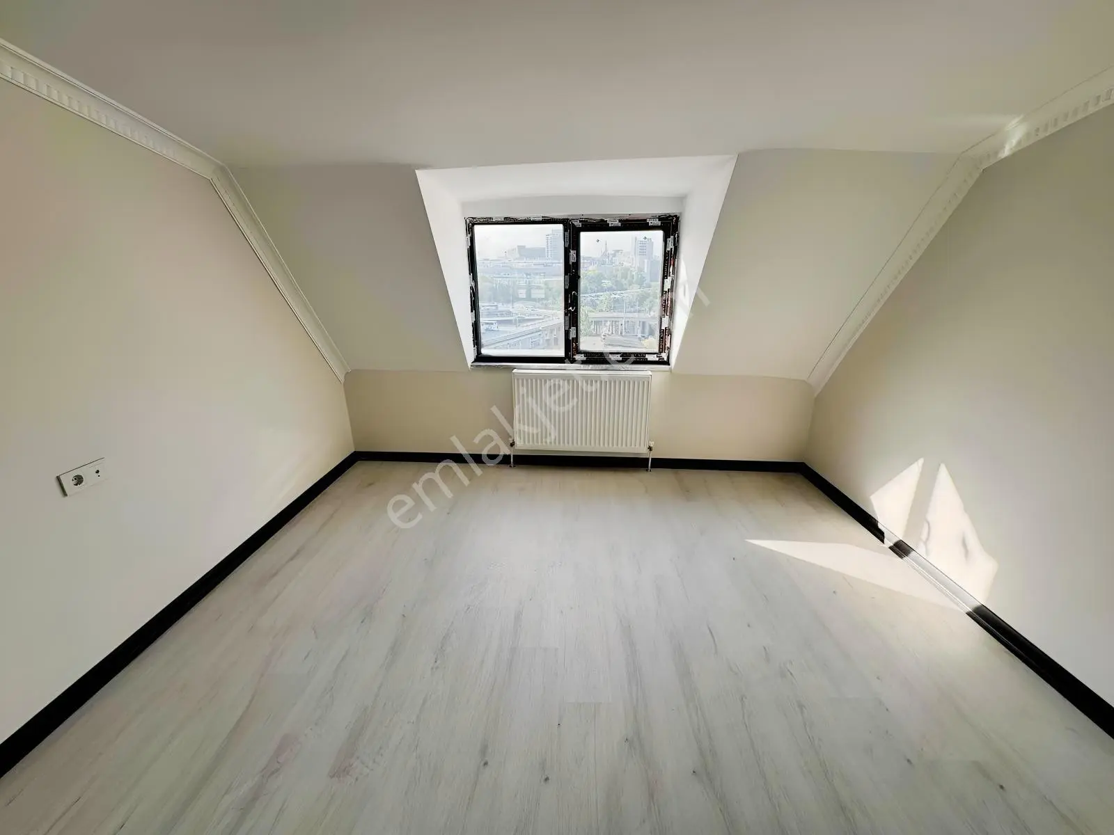 Bayrampaşa'da Teraslı Satılık 3+1 Sıfır Daire — fotoğraf 25