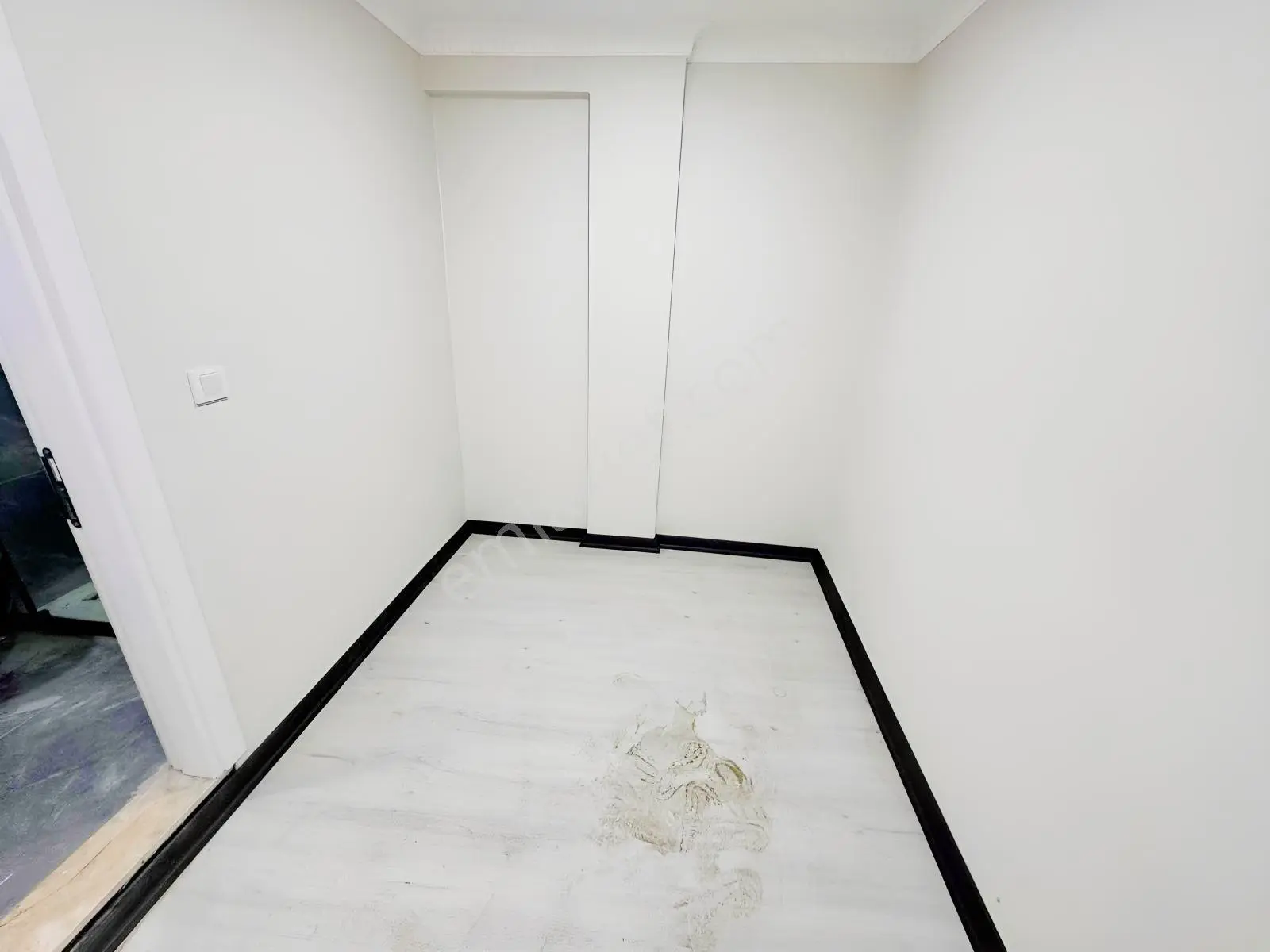 Bayrampaşa'da Teraslı Satılık 3+1 Sıfır Daire — fotoğraf 28