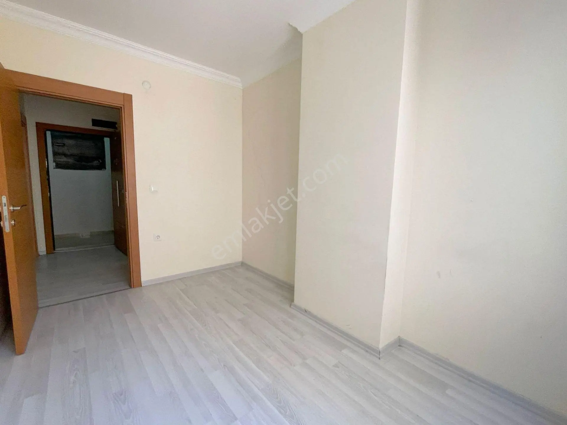 Mertcan'dan Kavakpınar Mah.iskanlı Cadde Üzeri Teraslı 2+1 Daire — fotoğraf 8