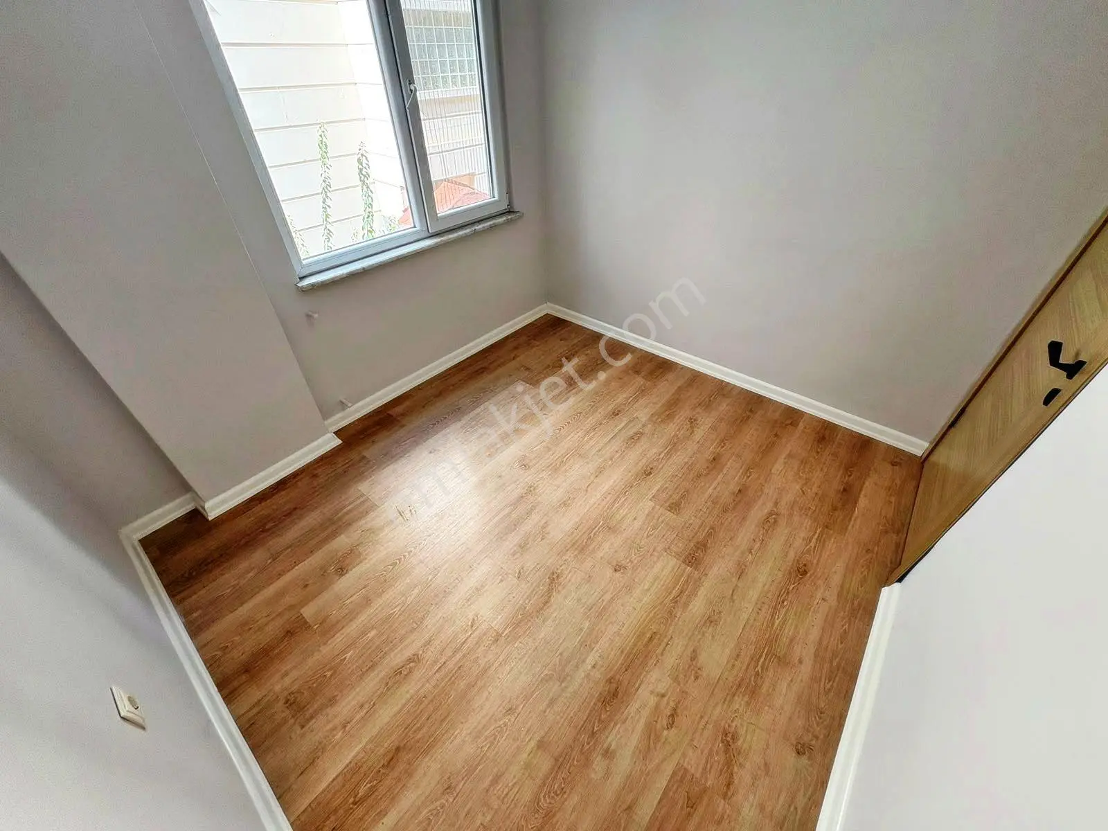 Aktiften Akçay'da Satılık Çift Balkonlu Doğalgazlı Asansörlü Lüx 2+1 Daire — fotoğraf 27