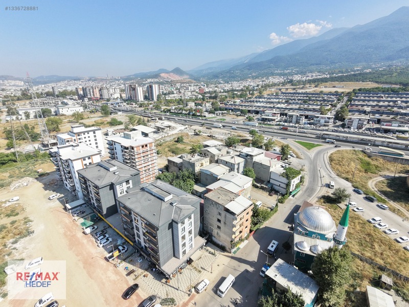 Remaxtan Kiralık Metro Yolu Ve Cadde Üzerinde Boş Sıfır Dükkan — fotoğraf 9