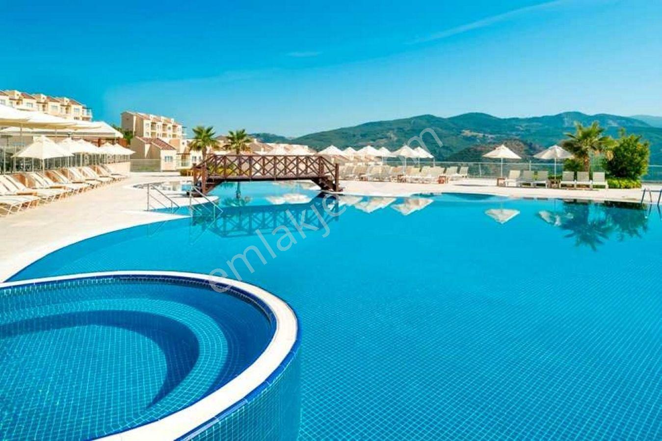 Kuşadası Golf & Spa Resort Doğa Manzaralı Eşyalı Satılık 1+1 — fotoğraf 24