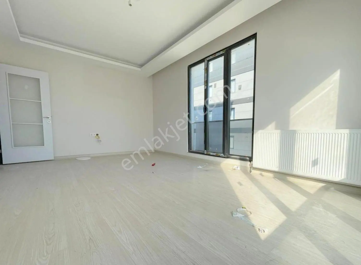 Mertcan'dan Havuzlu Güvenlikli Lüks Sitede Ara Kat 2+1 Daire — fotoğraf 2