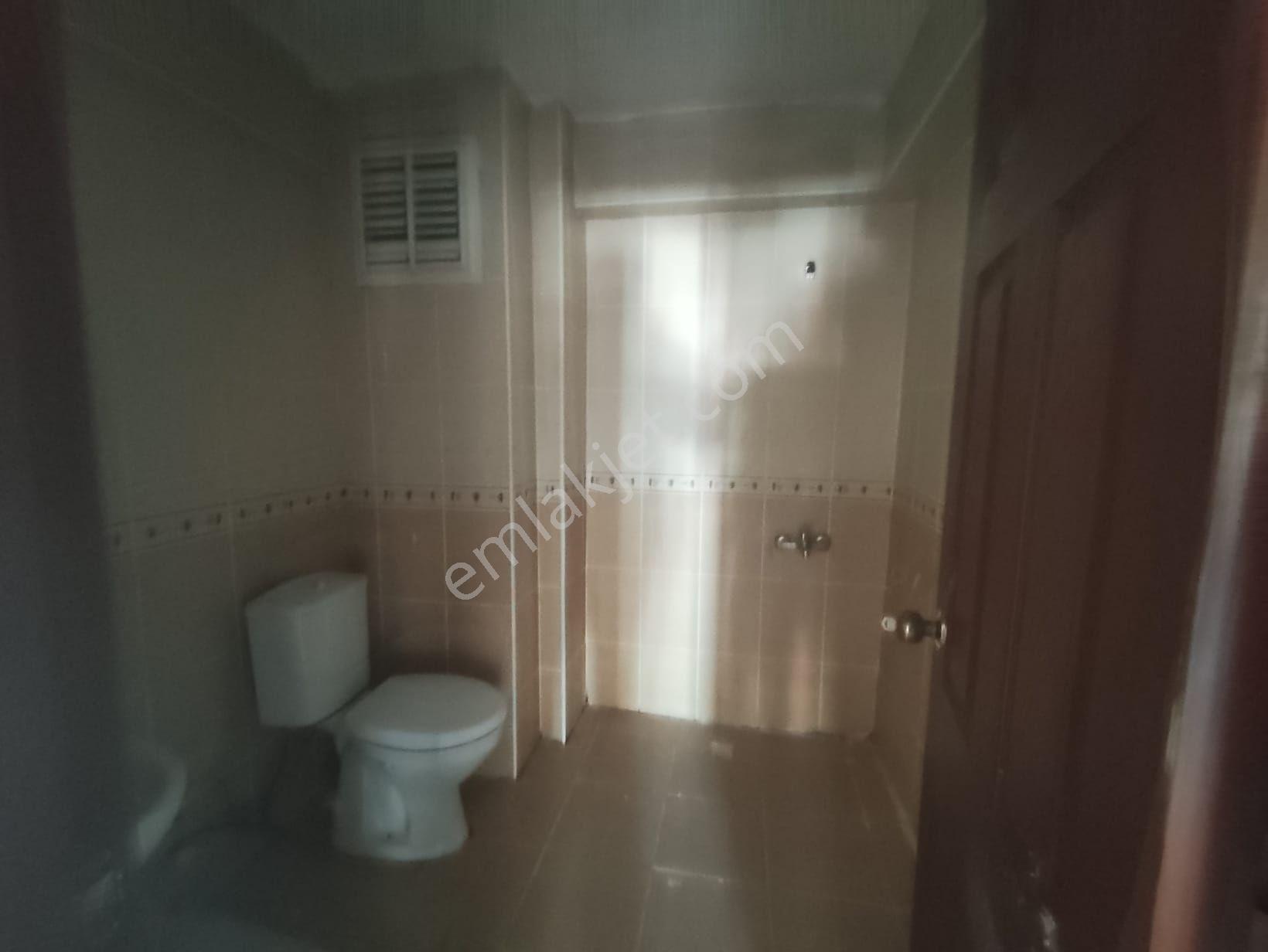 Yılmaz Gayrımenkulden Asansörlü 3+1 Genış Metre Kare Yasarkemal Cad Ustu — fotoğraf 6