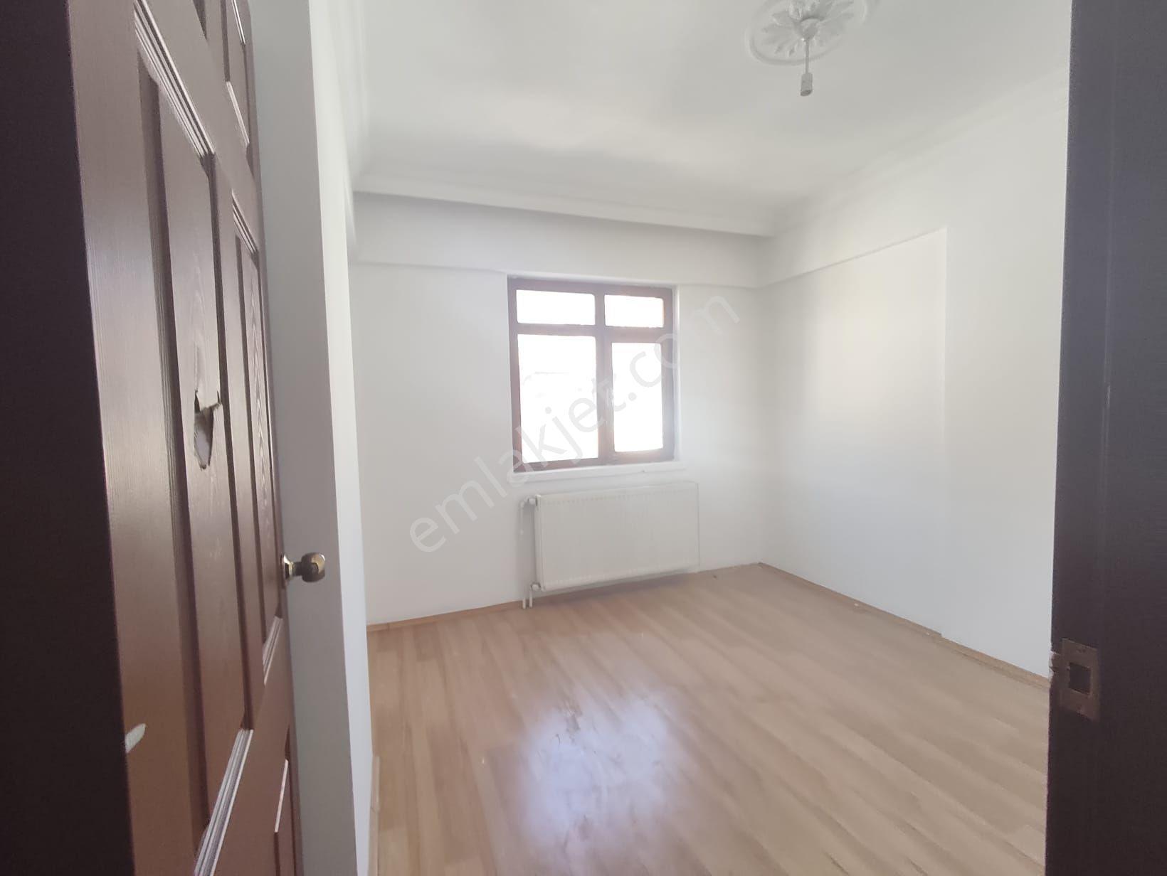 Yılmaz Gayrımenkulden Asansörlü 3+1 Genış Metre Kare Yasarkemal Cad Ustu — fotoğraf 7