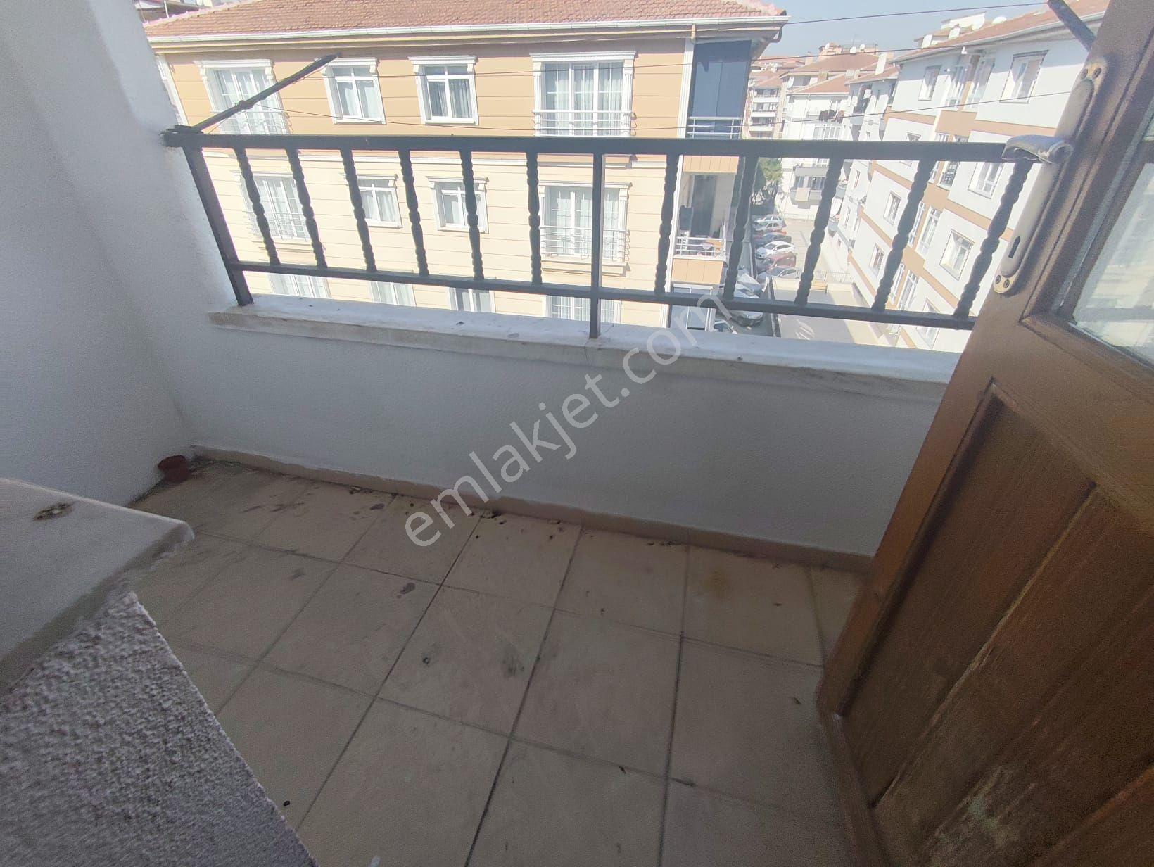 Yılmaz Gayrımenkulden Asansörlü 3+1 Genış Metre Kare Yasarkemal Cad Ustu — fotoğraf 8