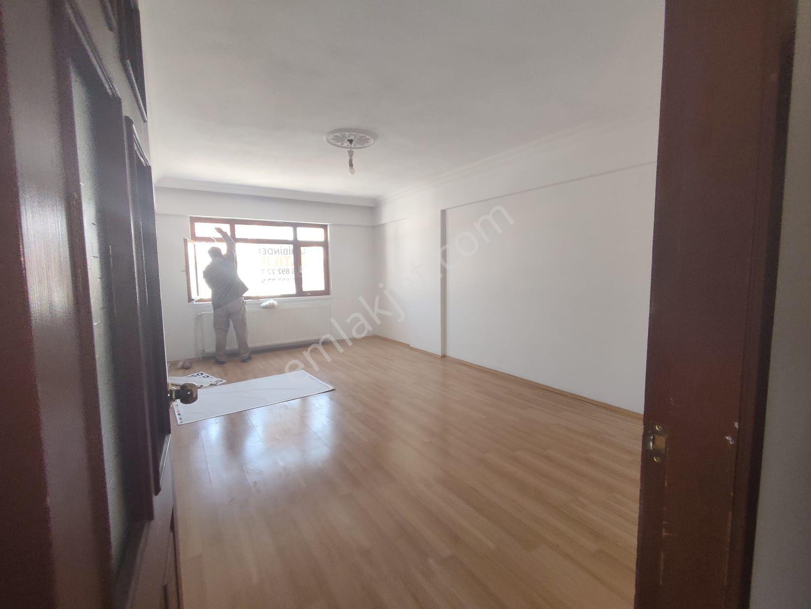 Yılmaz Gayrımenkulden Asansörlü 3+1 Genış Metre Kare Yasarkemal Cad Ustu — fotoğraf 13
