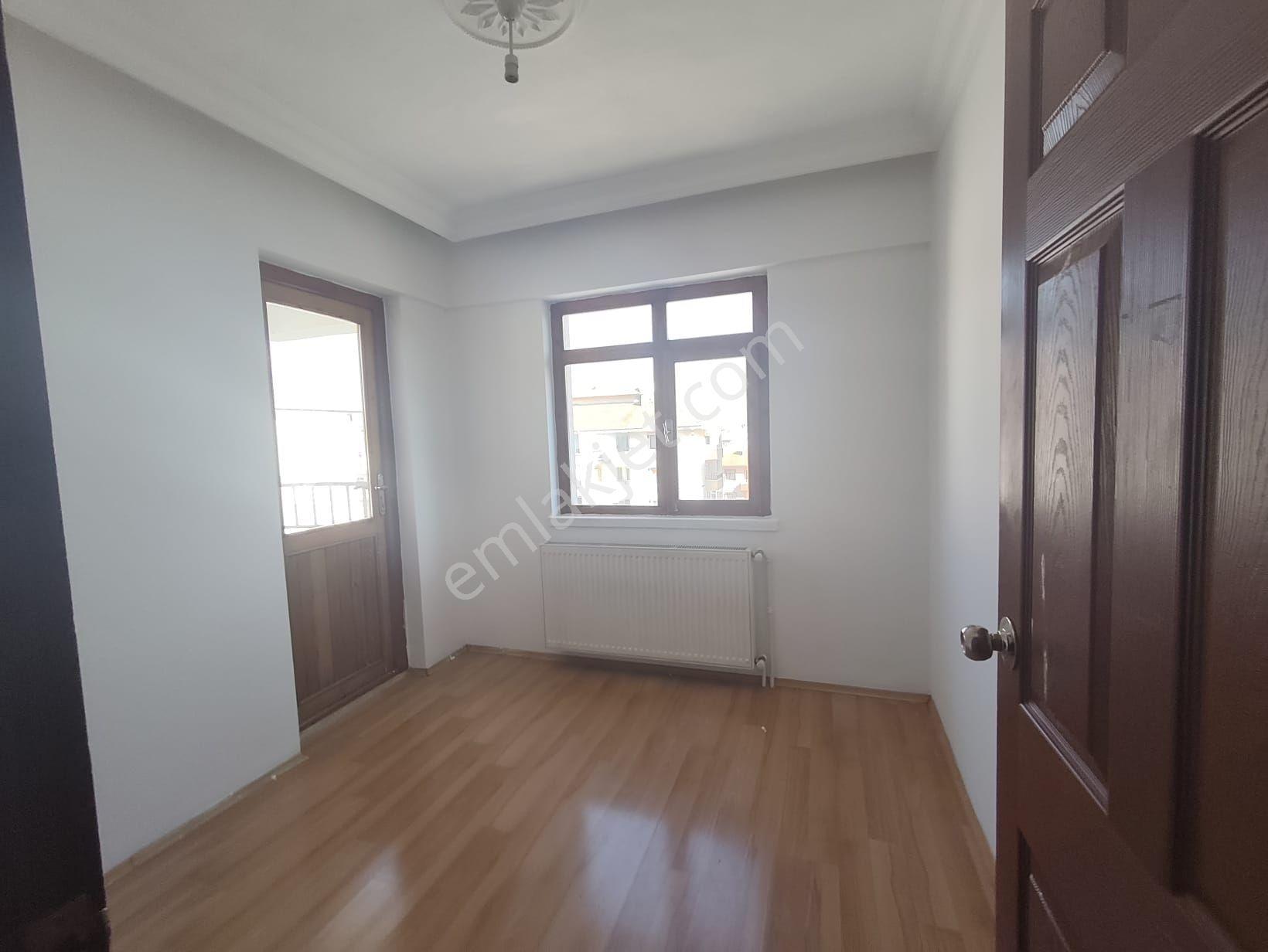 Yılmaz Gayrımenkulden Asansörlü 3+1 Genış Metre Kare Yasarkemal Cad Ustu — fotoğraf 16
