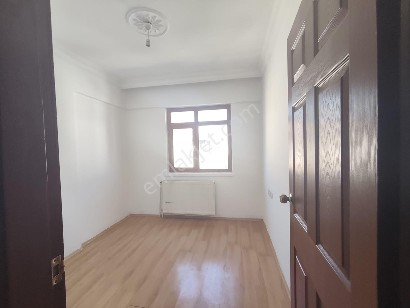 Yılmaz Gayrımenkulden Asansörlü 3+1 Genış Metre Kare Yasarkemal Cad Ustu — fotoğraf 25