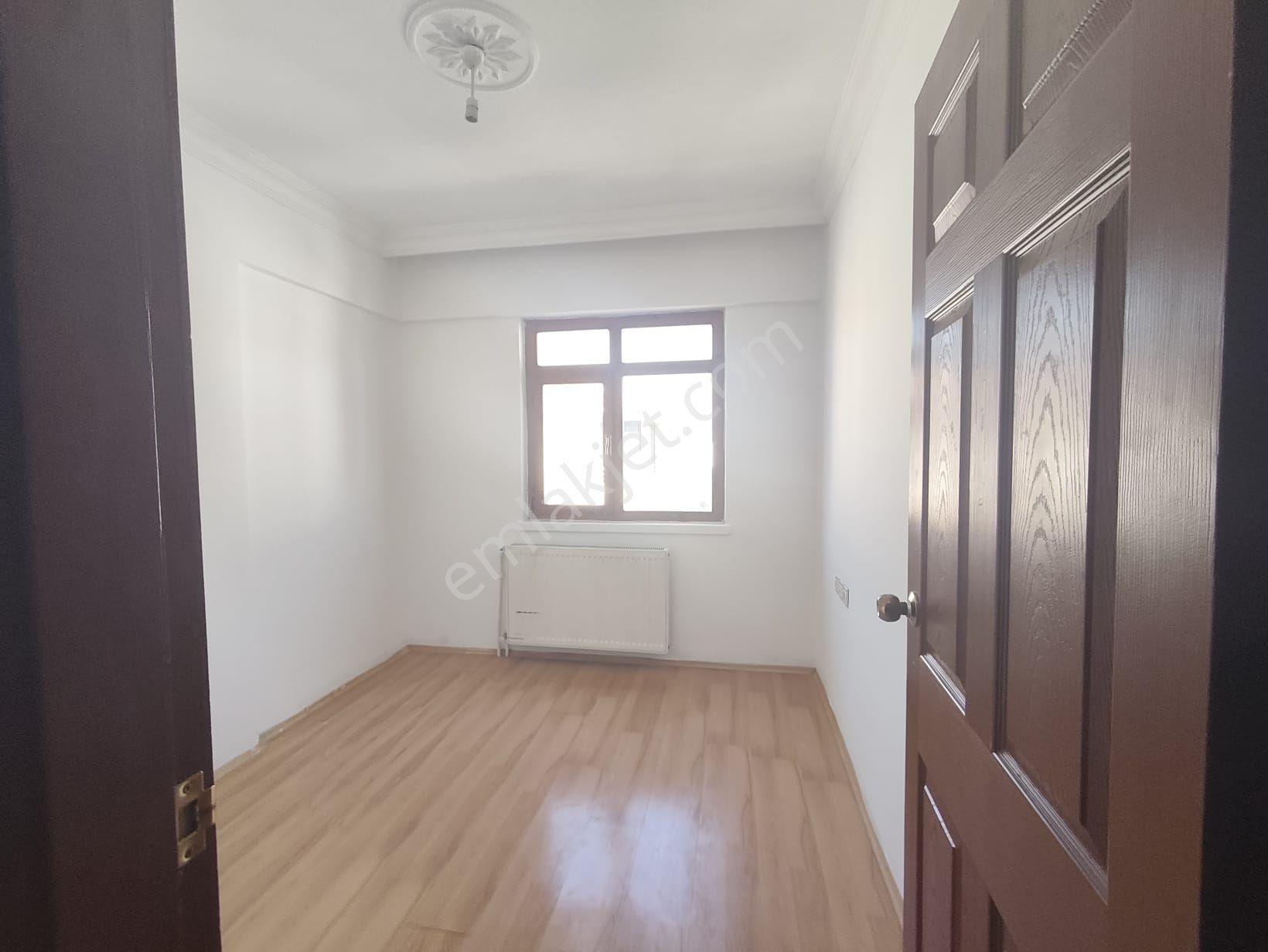 Yılmaz Gayrımenkulden Asansörlü 3+1 Genış Metre Kare Yasarkemal Cad Ustu — fotoğraf 26