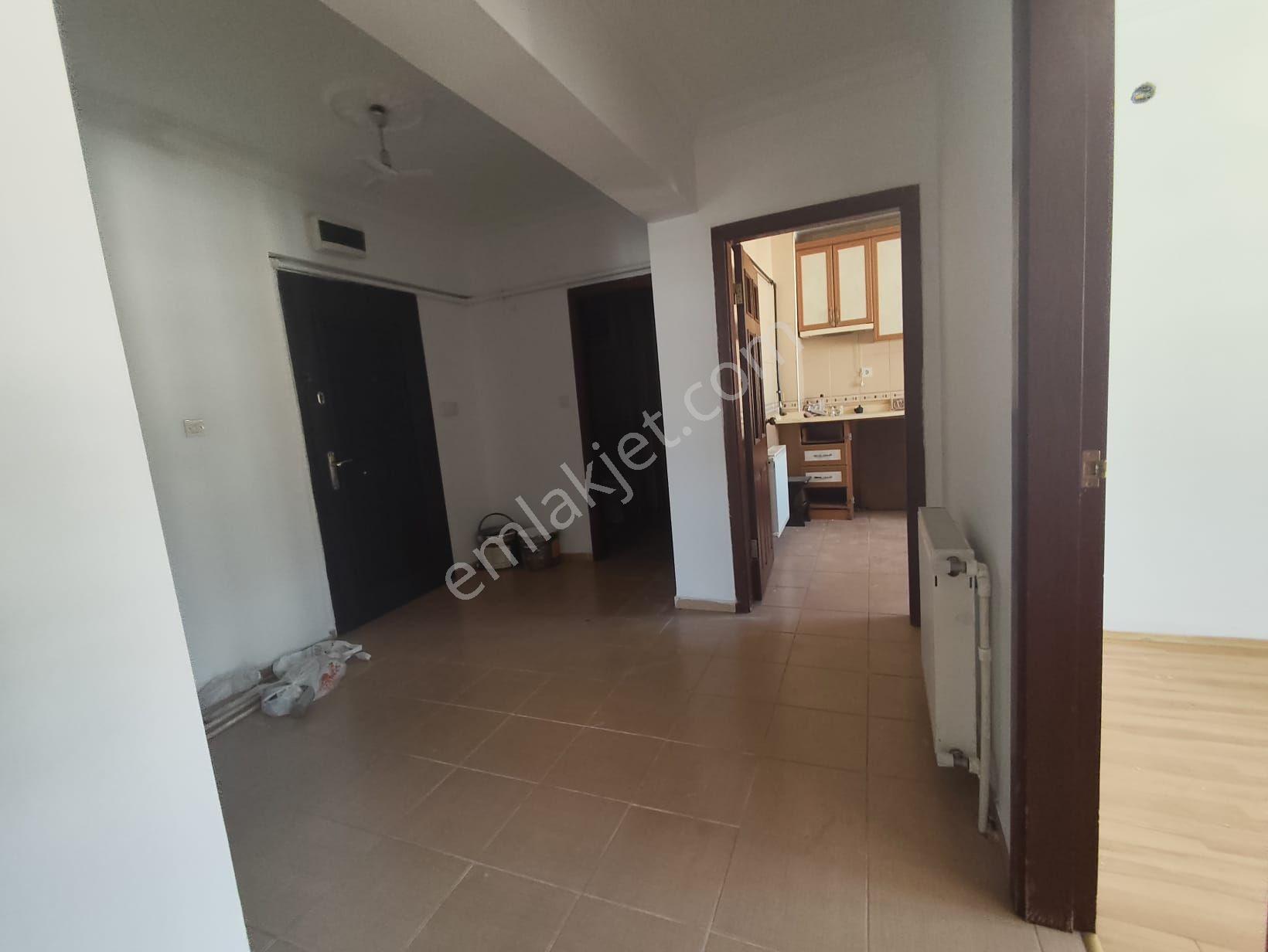 Yılmaz Gayrımenkulden Asansörlü 3+1 Genış Metre Kare Yasarkemal Cad Ustu — fotoğraf 28