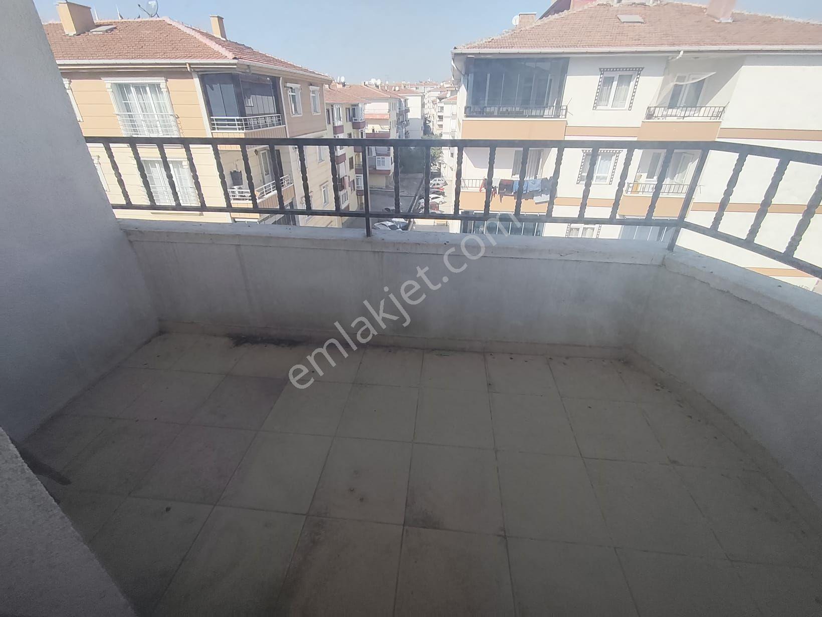 Yılmaz Gayrımenkulden Asansörlü 3+1 Genış Metre Kare Yasarkemal Cad Ustu — fotoğraf 31