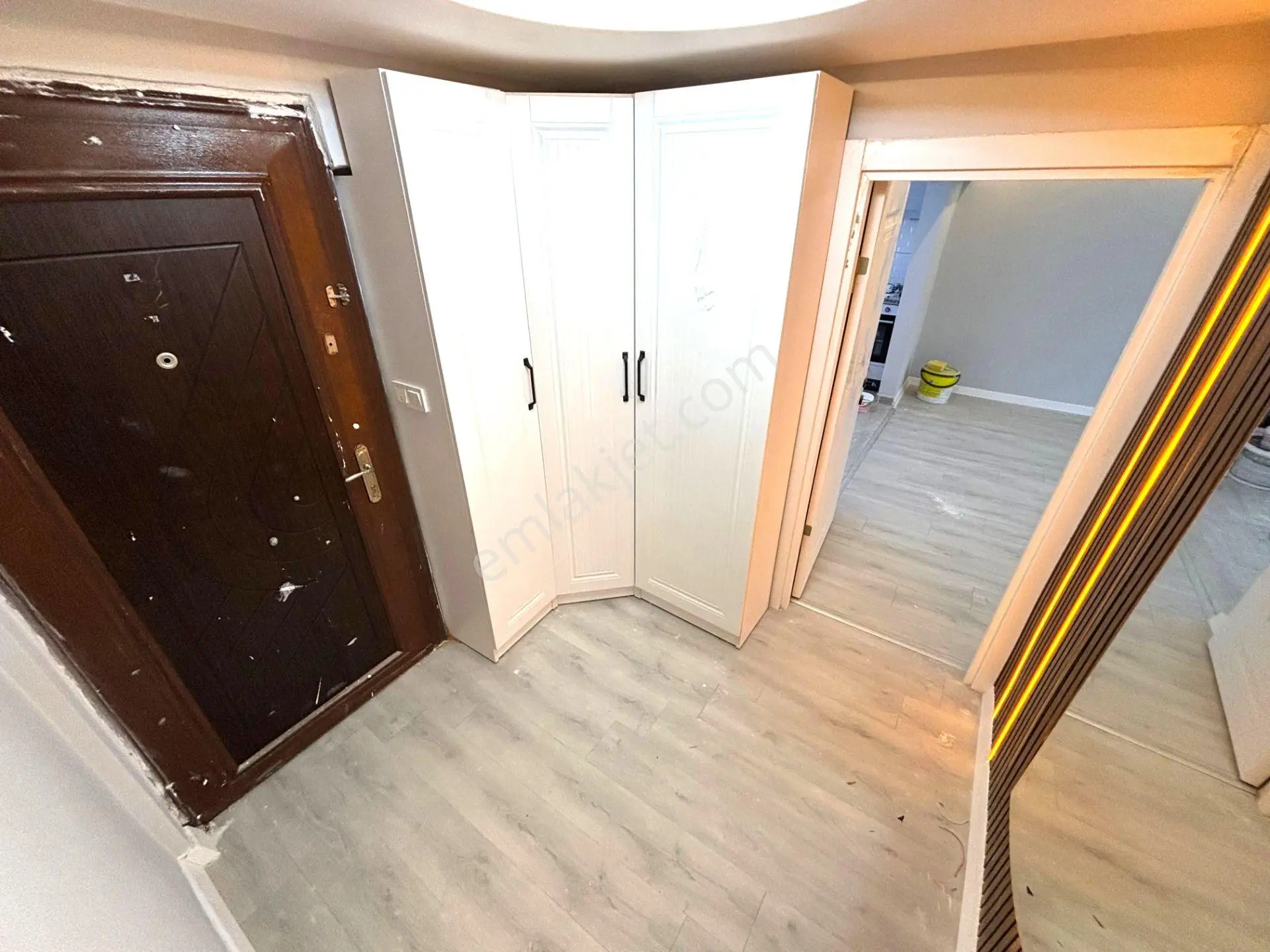 Melodi'den Altınkum Merkez'de Denize 100mt Müstakil Bahçeli Ada Mutfaklı Deluxe 2+1 Daire — fotoğraf 5