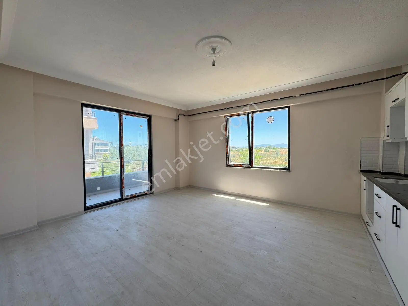 Karasu'da Havuz Cephe, Ferah 2+1 Tamamı Bu Fiyata ! — fotoğraf 11