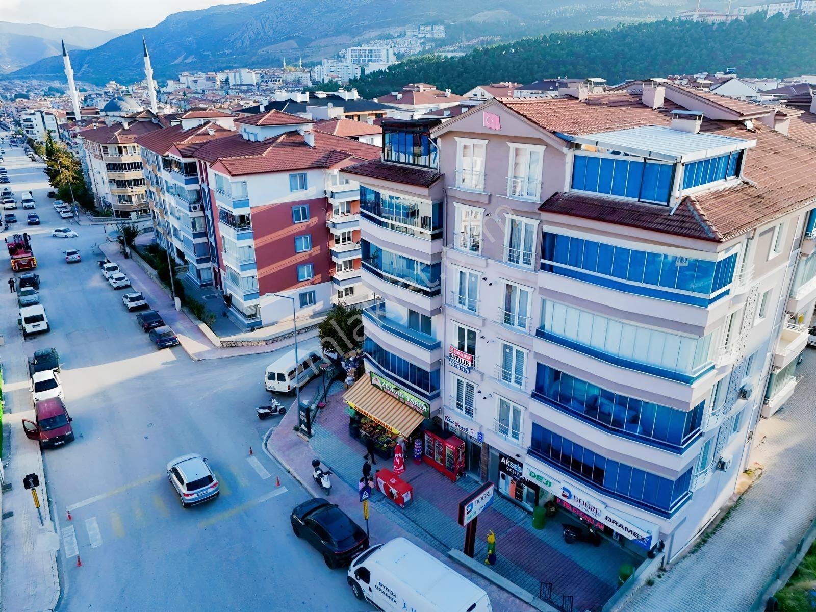 Marka Dan Hz Ömer Cami Yanı 3+1