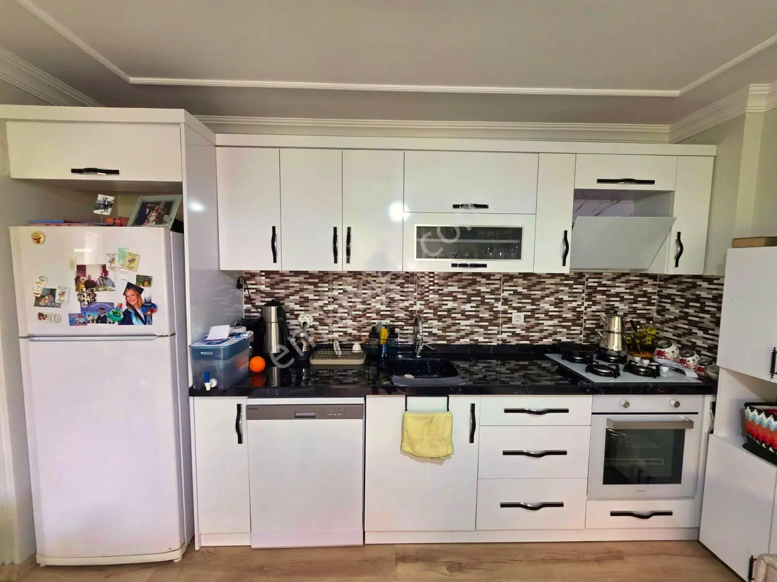 Aktif'ten Akçay'da Satılık Müstakil Tadında 7 Yaşında Harika 2+1 Daire — fotoğraf 7