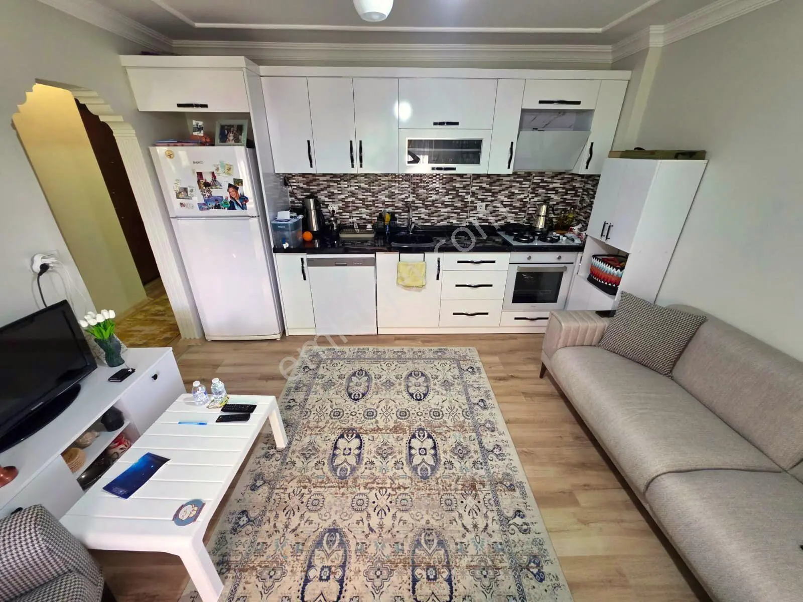 Aktif'ten Akçay'da Satılık Müstakil Tadında 7 Yaşında Harika 2+1 Daire — fotoğraf 22