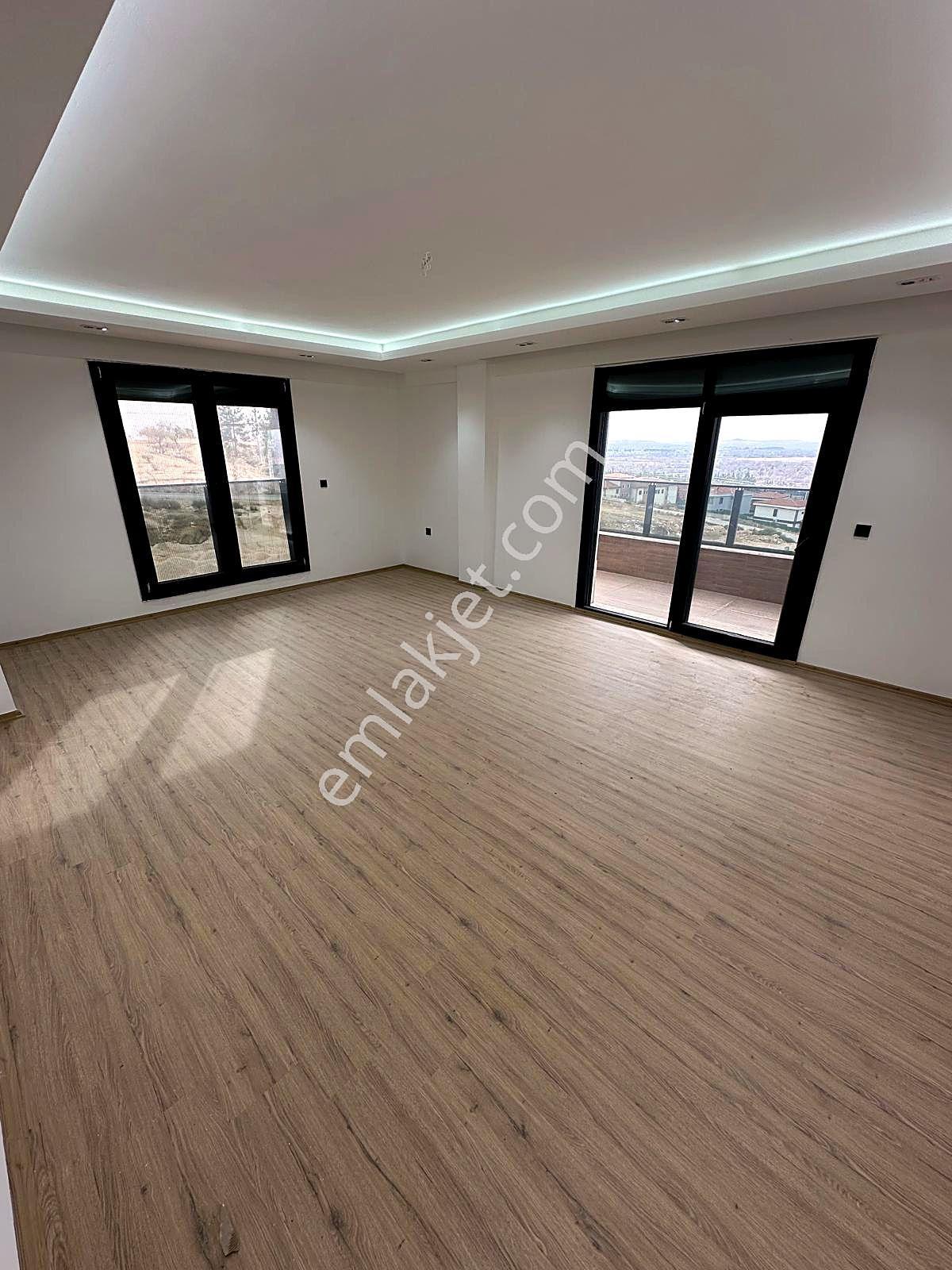 Oğuzeli Kurtuluş'ta 444 M² Arsa Üzerinde Sıfır 4 Katlı 3+1 Satılık Villa — fotoğraf 13