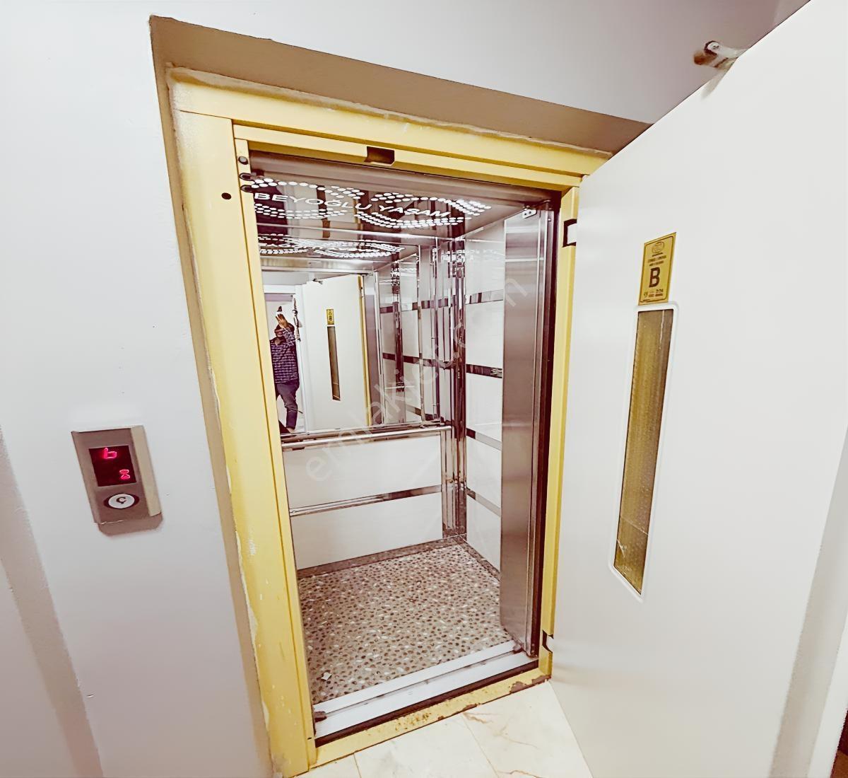 Acil Çınar Mh Satılık Tek Daire Üzeri 130m² 3+1 Merkezi Konum — fotoğraf 15