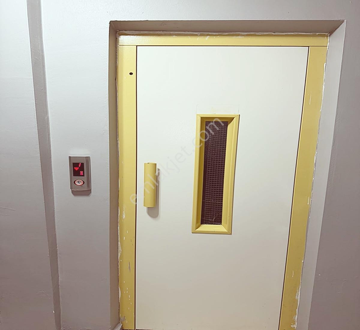 Acil Çınar Mh Satılık Tek Daire Üzeri 130m² 3+1 Merkezi Konum — fotoğraf 22