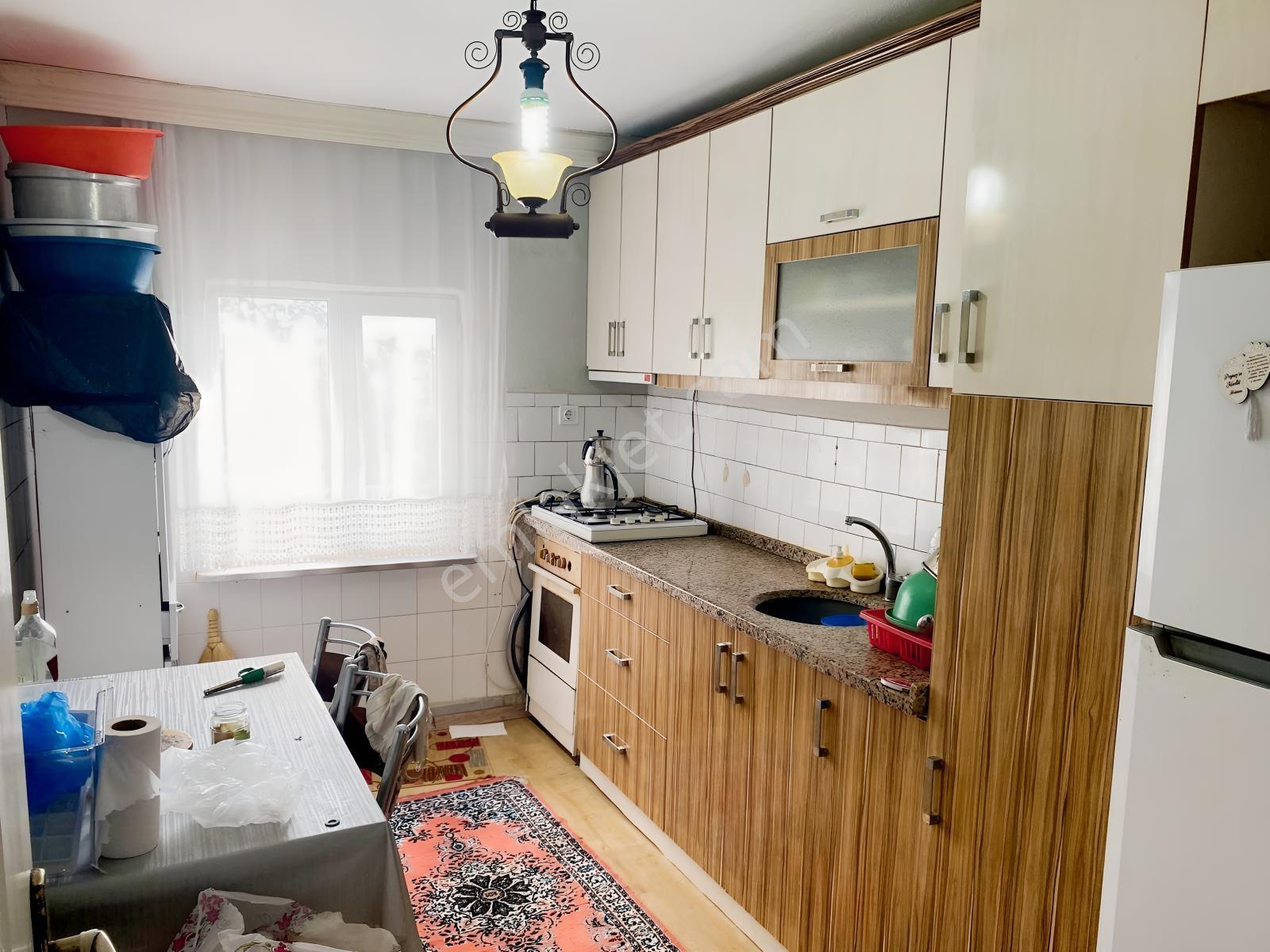 Vize Devlet Hastanesi Yanında 3+1 Satılık Bahçeli Müstakil Ev — fotoğraf 3