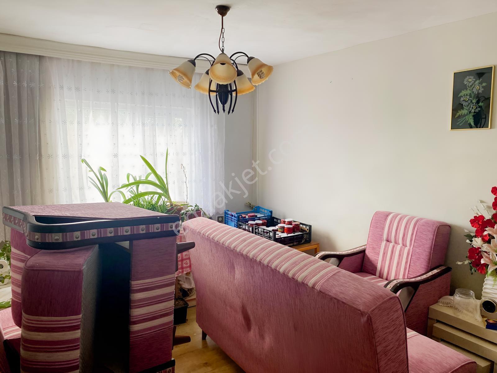 Vize Devlet Hastanesi Yanında 3+1 Satılık Bahçeli Müstakil Ev — fotoğraf 7