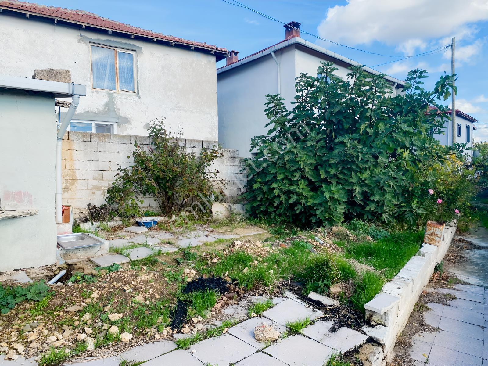Vize Devlet Hastanesi Yanında 3+1 Satılık Bahçeli Müstakil Ev — fotoğraf 13