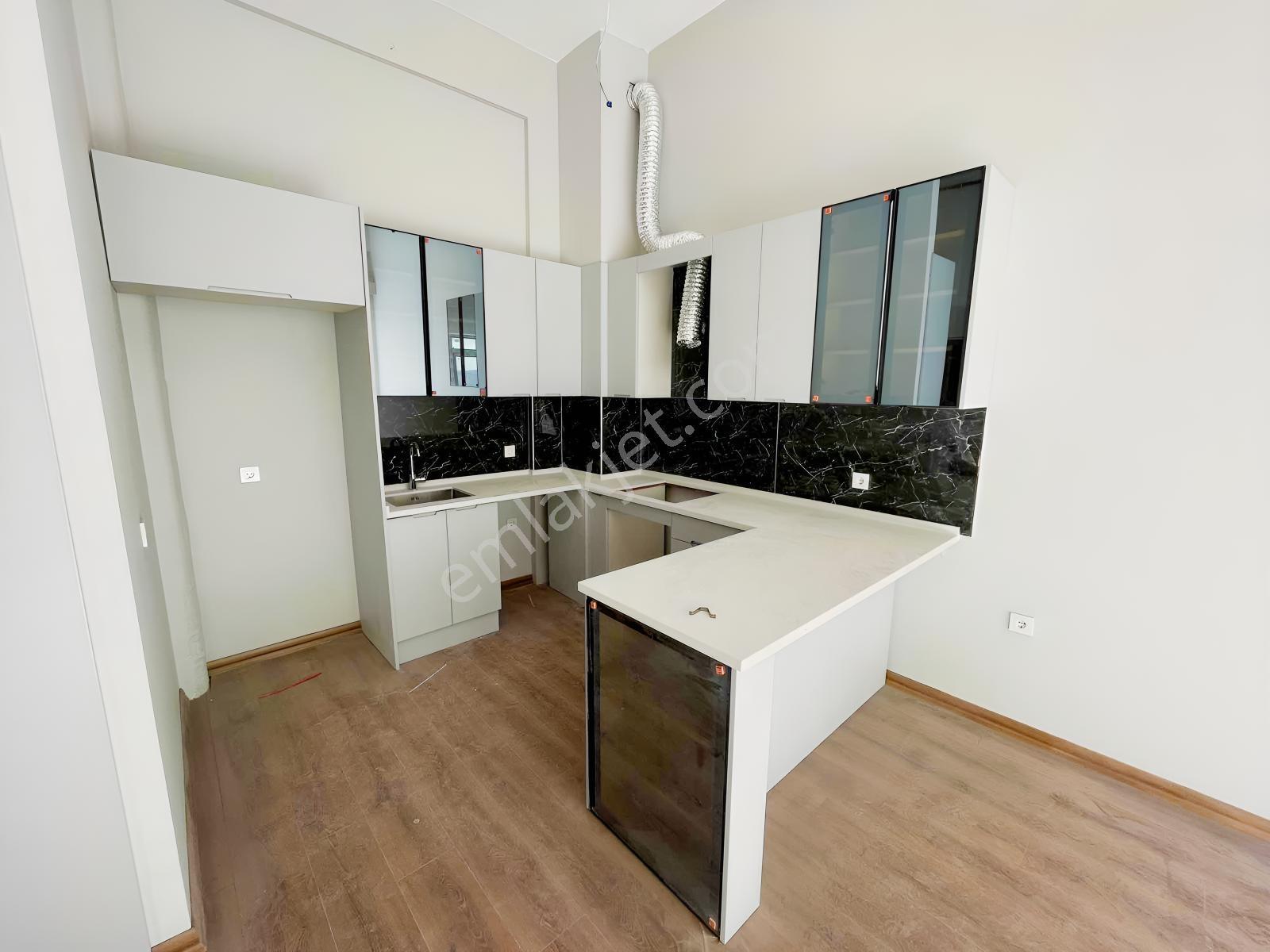 Winnest'ten Plevne Caddesinde Satılık Sıfır 1+1 Daire — fotoğraf 25