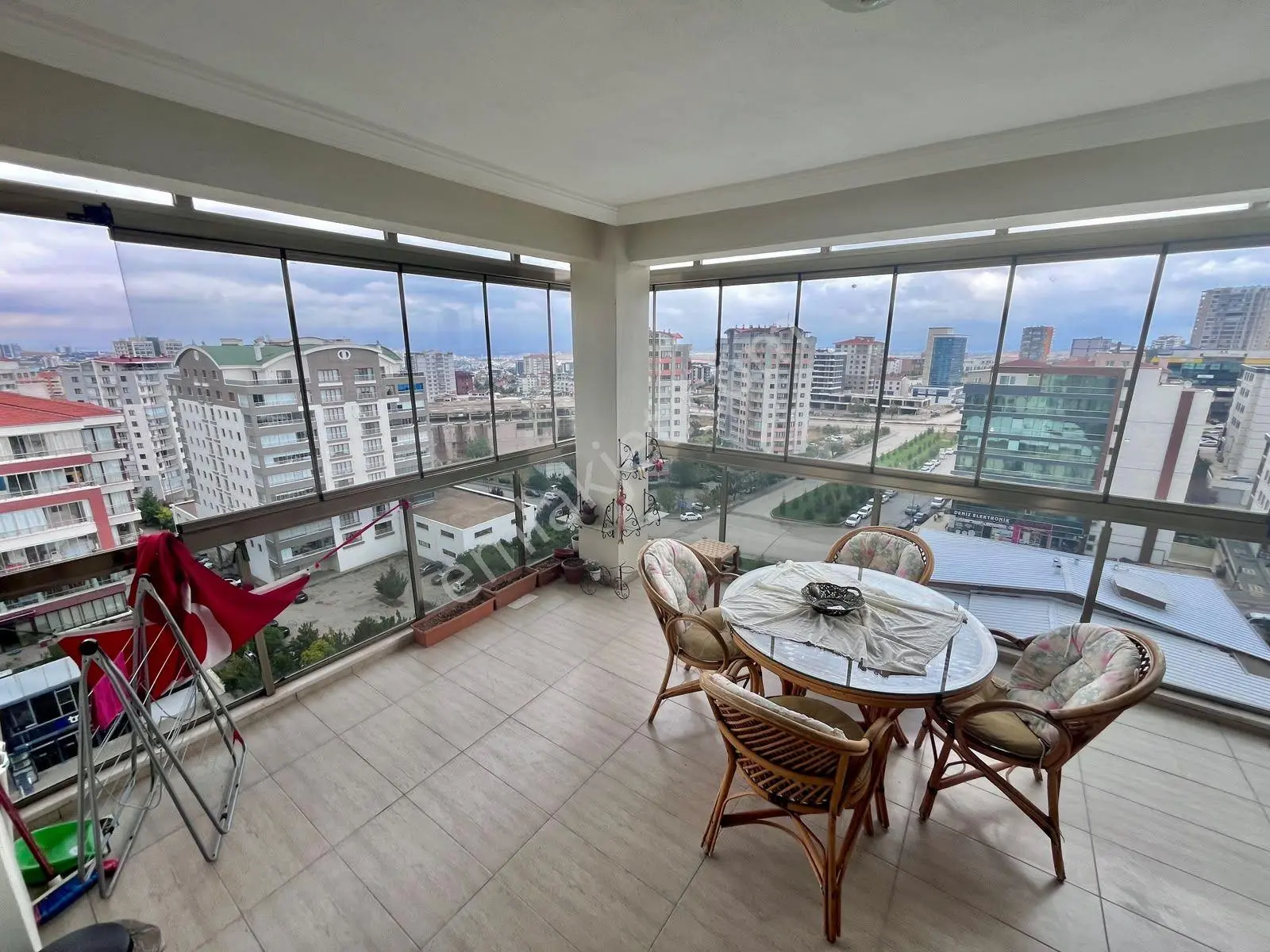 Bağlıca Merkez'de Lokasyon Avantajlı Ferah 4+1 Daire — fotoğraf 4