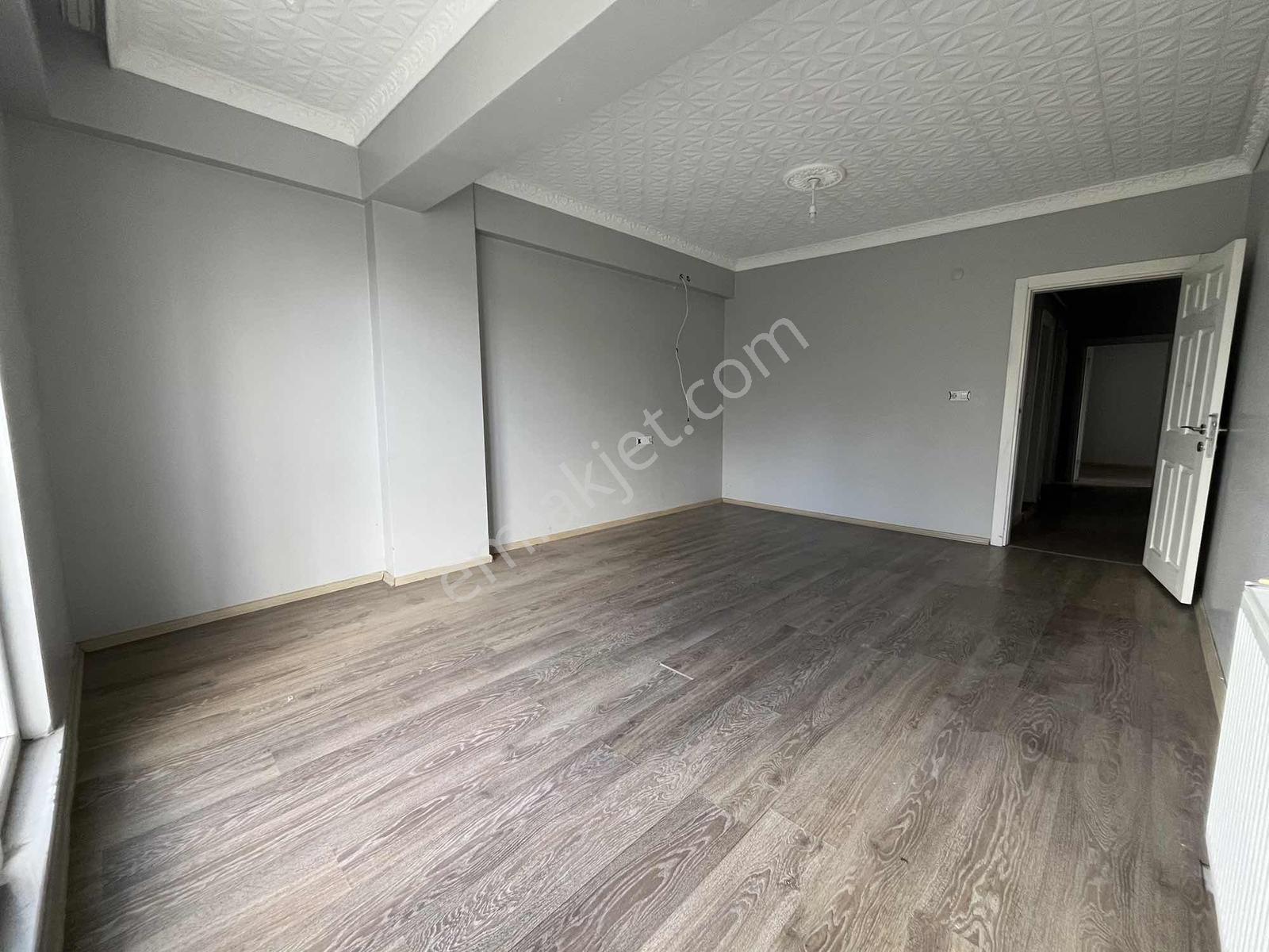 |osmanlı|ön Cephe İskanlı Asansörlü Acil Satılık 2+1 — fotoğraf 5