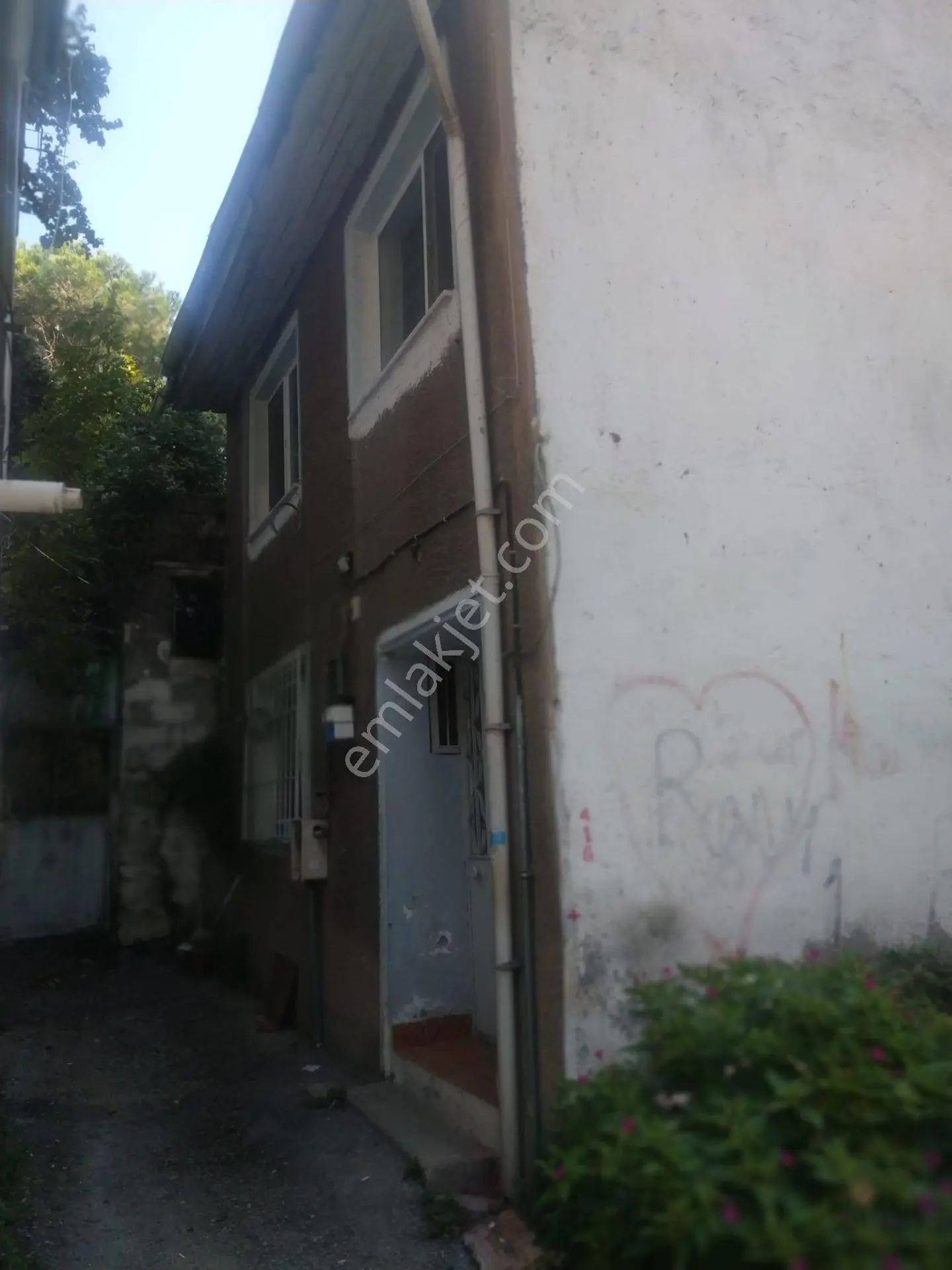 Bursa Yıldırım Emirsultan Mah. 2+1 Toplam 120 M2 Dublex Acil Satılık Müstakil Ev 1.200.000 Tl — fotoğraf 4