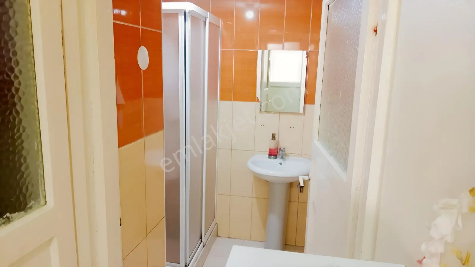 Bahçelievler Merkez Mahallesi Satılık Daire — fotoğraf 9