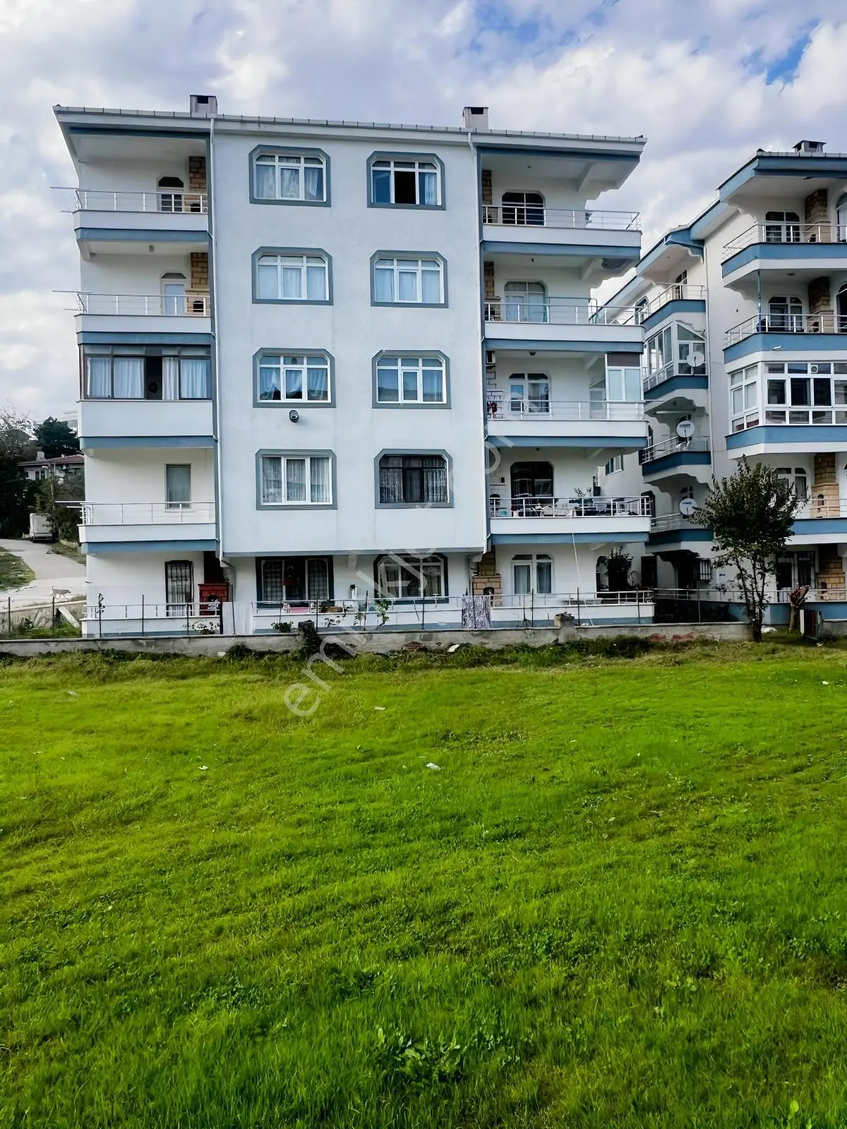 Çınarcık Yalı Mahallesinde Denize 200m, Satılık Daire — fotoğraf 2