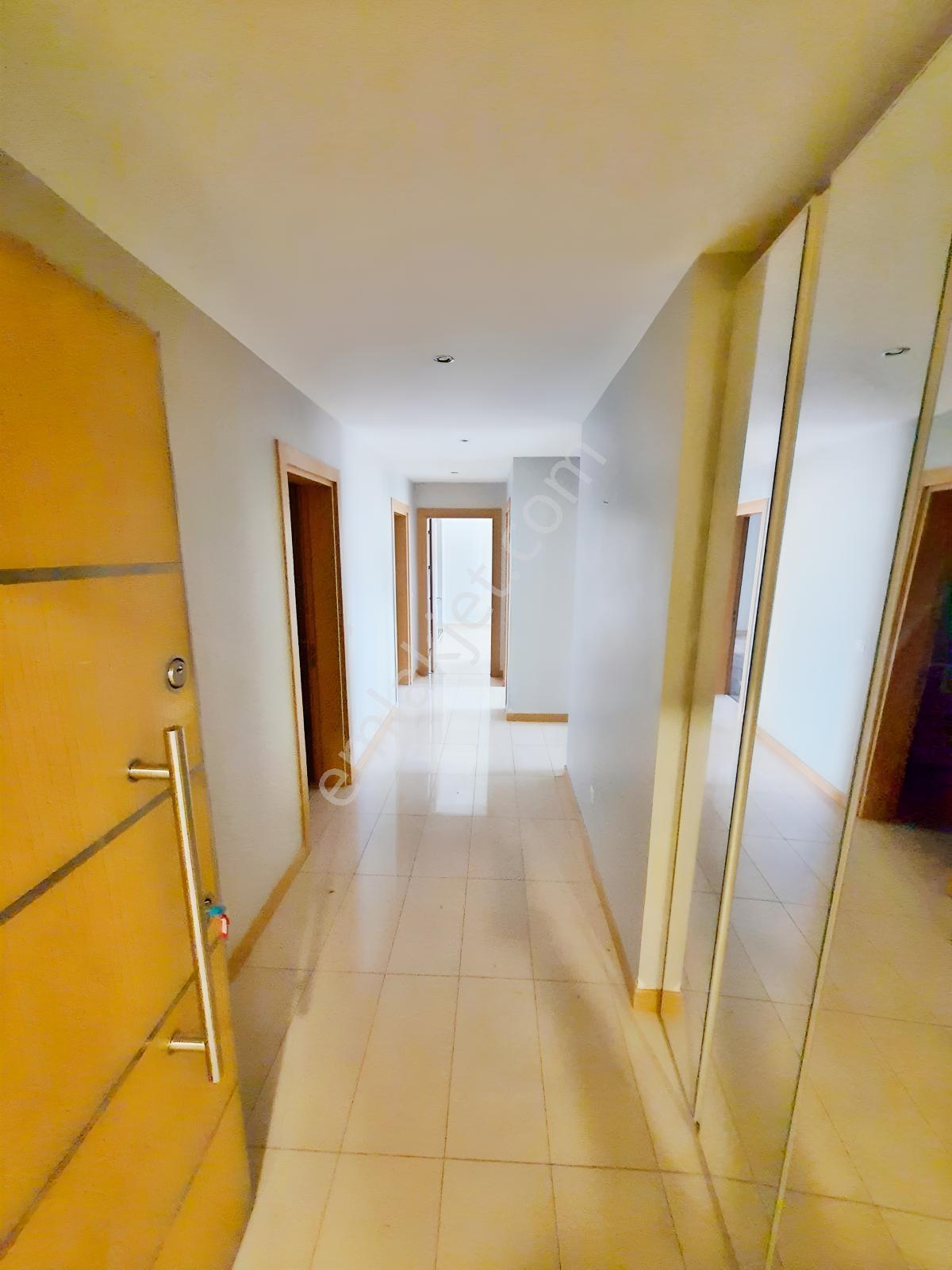 Hometown Gayrimenkulden Nish Adalarda Satılık 2+1 B Tipi Daire — fotoğraf 7