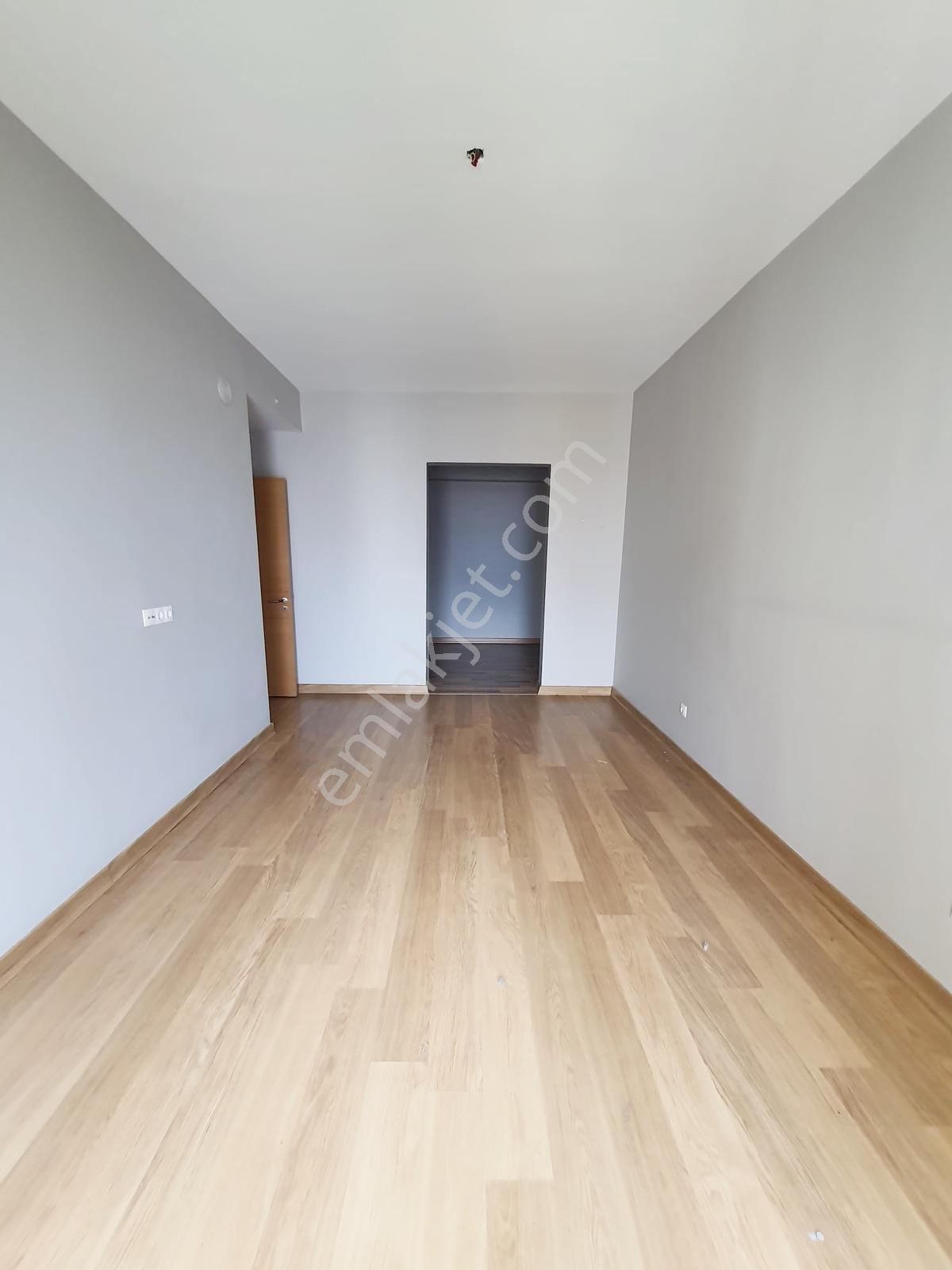 Hometown Gayrimenkulden Nish Adalarda Satılık 2+1 B Tipi Daire — fotoğraf 17