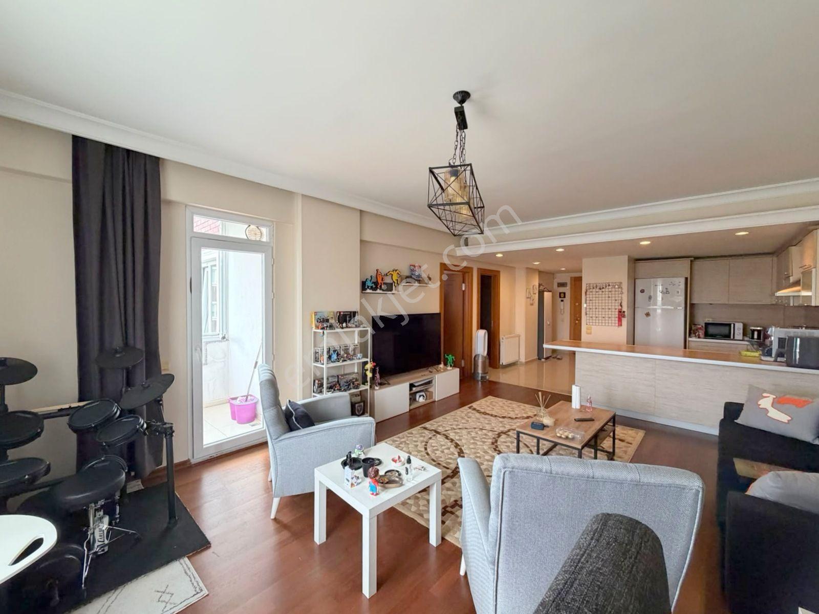Mertcan'dan Yenişehir Mah. Kapalı Balkonlu Full Eşyalı Geniş 1+1 — fotoğraf 4