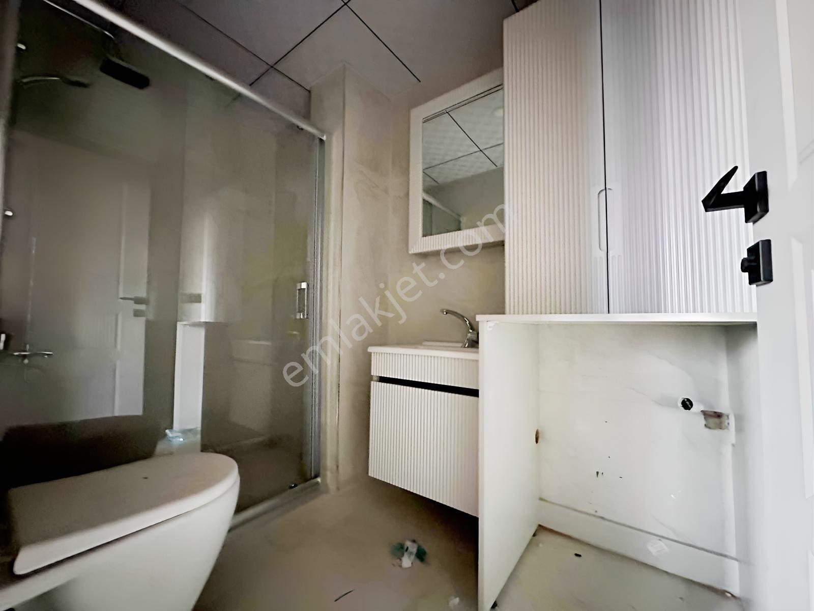 ''uluırmak Mahallesi 2+1 Site İçi Sıfır Arakat Daire'' — fotoğraf 13
