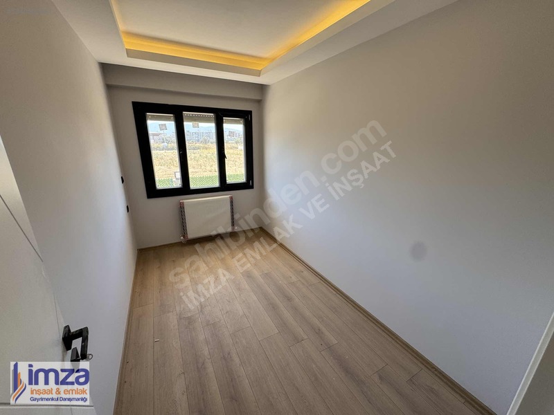 İmza'dan Torbalı Mah. 3+1 100m2 Açık Mutfak Ultra Lüx Daire — fotoğraf 8