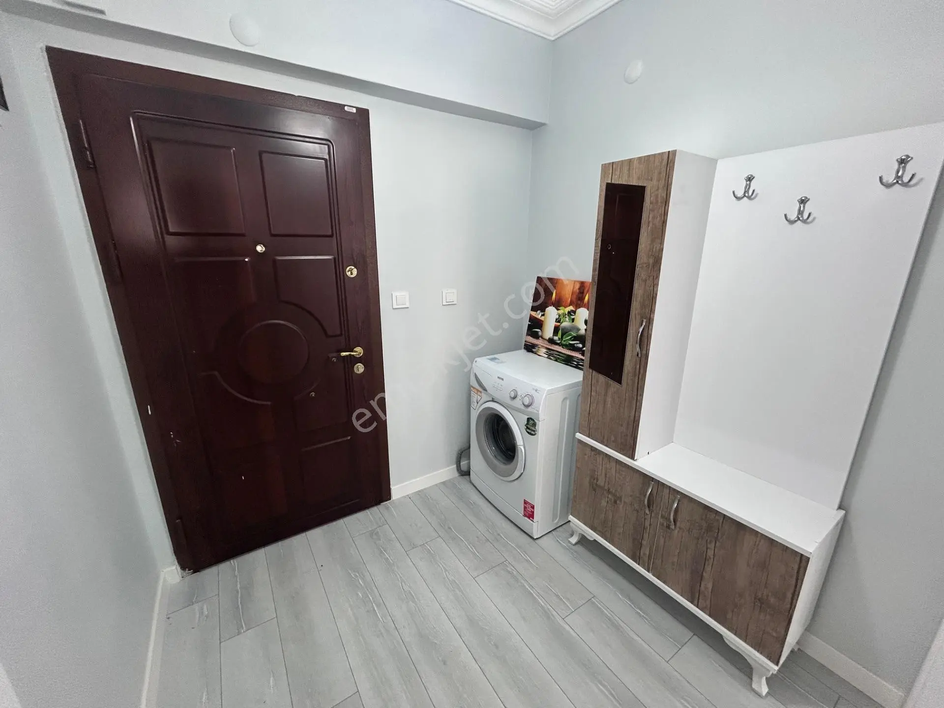 Havuzlu Sitede Geniş 1+1 — fotoğraf 18