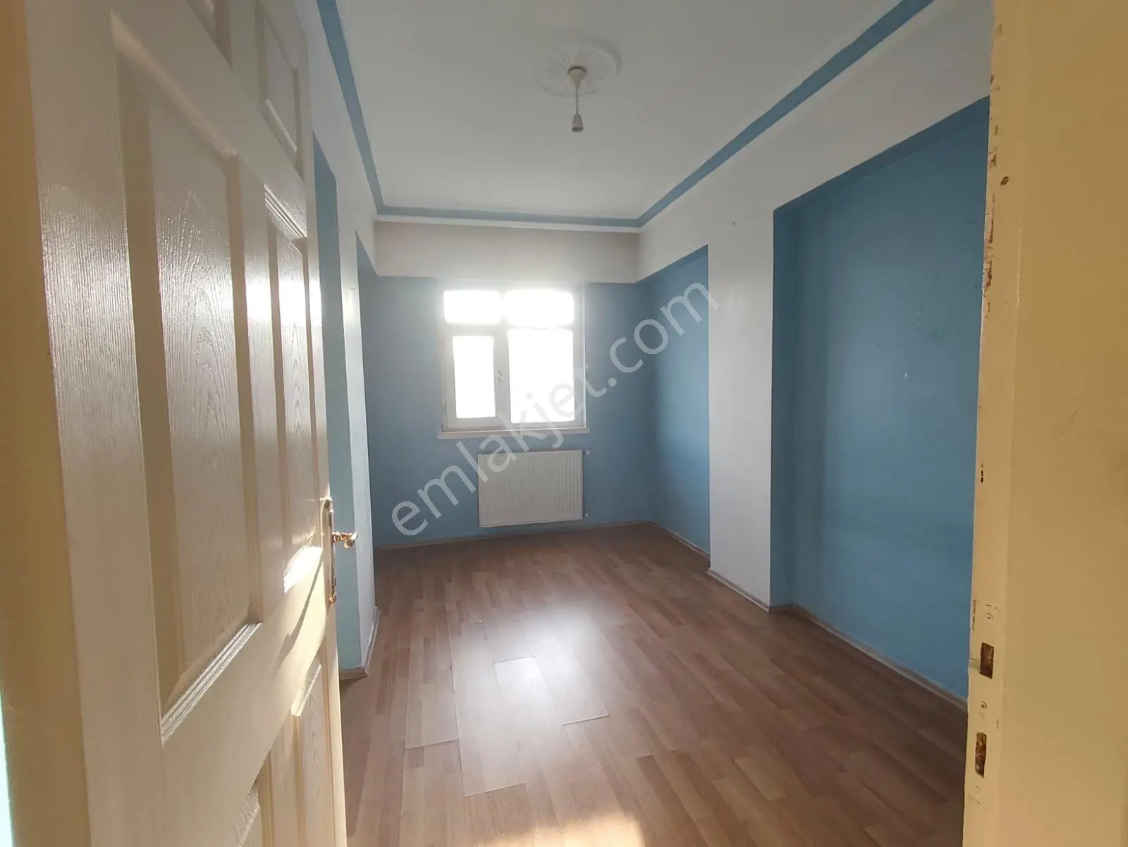 Yılmaz Gayrimenkulden Asansörlü Cadde Üzeri Masrafsız 3+1 Öncephe 3 Kat Satılık Daire Pazarlık Var — fotoğraf 9