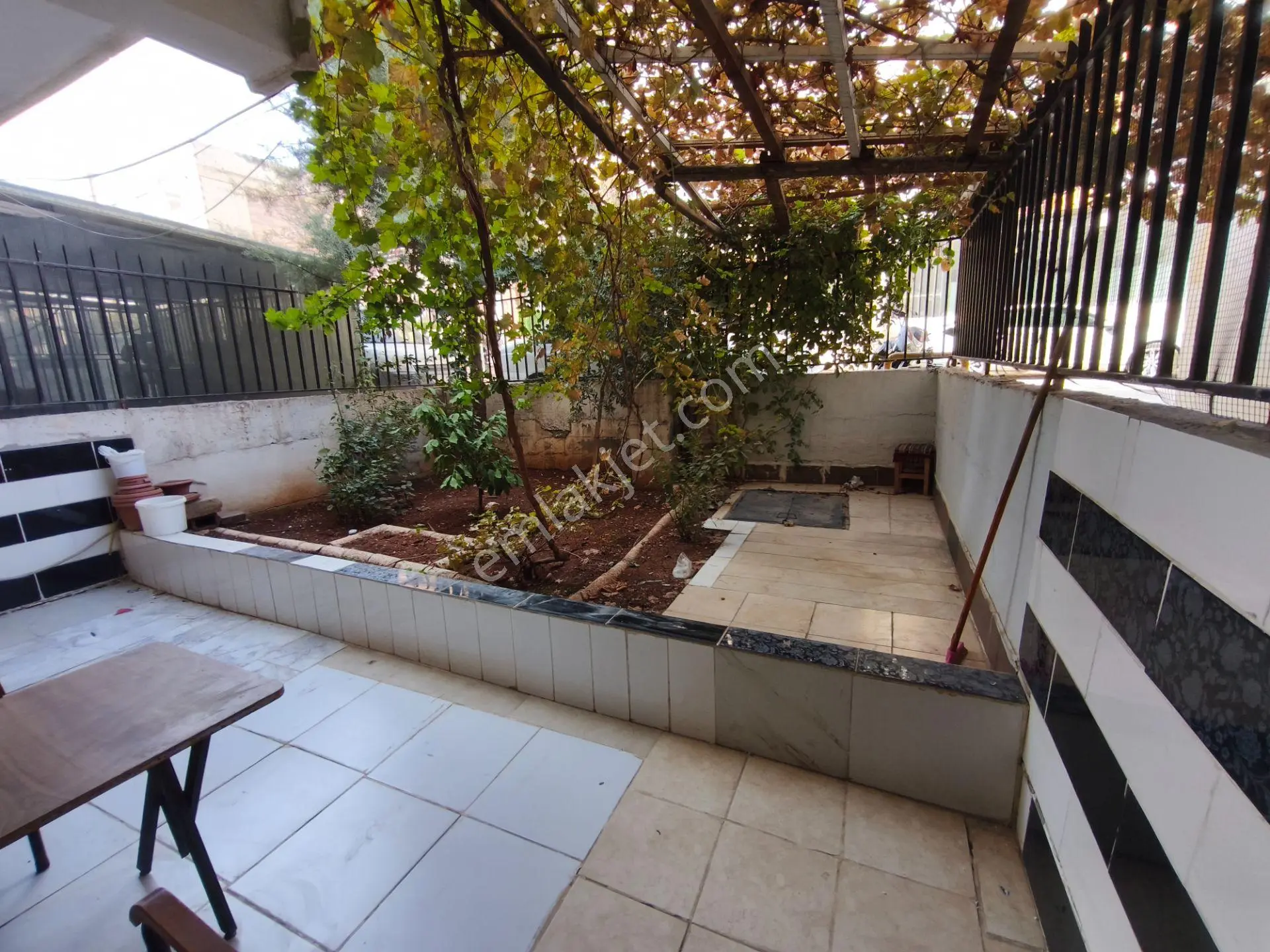 Bena Emlak'tan Satılık 2+1 Giriş Kat Çift Cepheli — fotoğraf 21