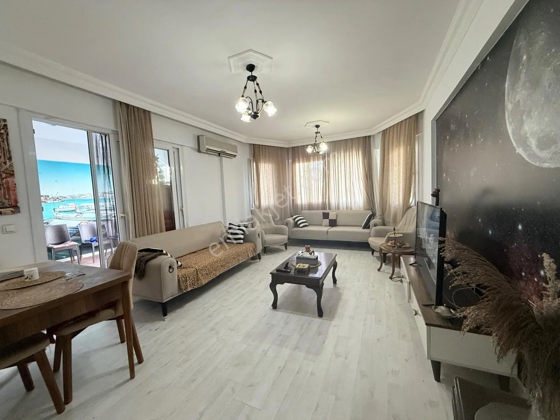 Kadınlar Denizinde 3+1 Satılık Daire — fotoğraf 2